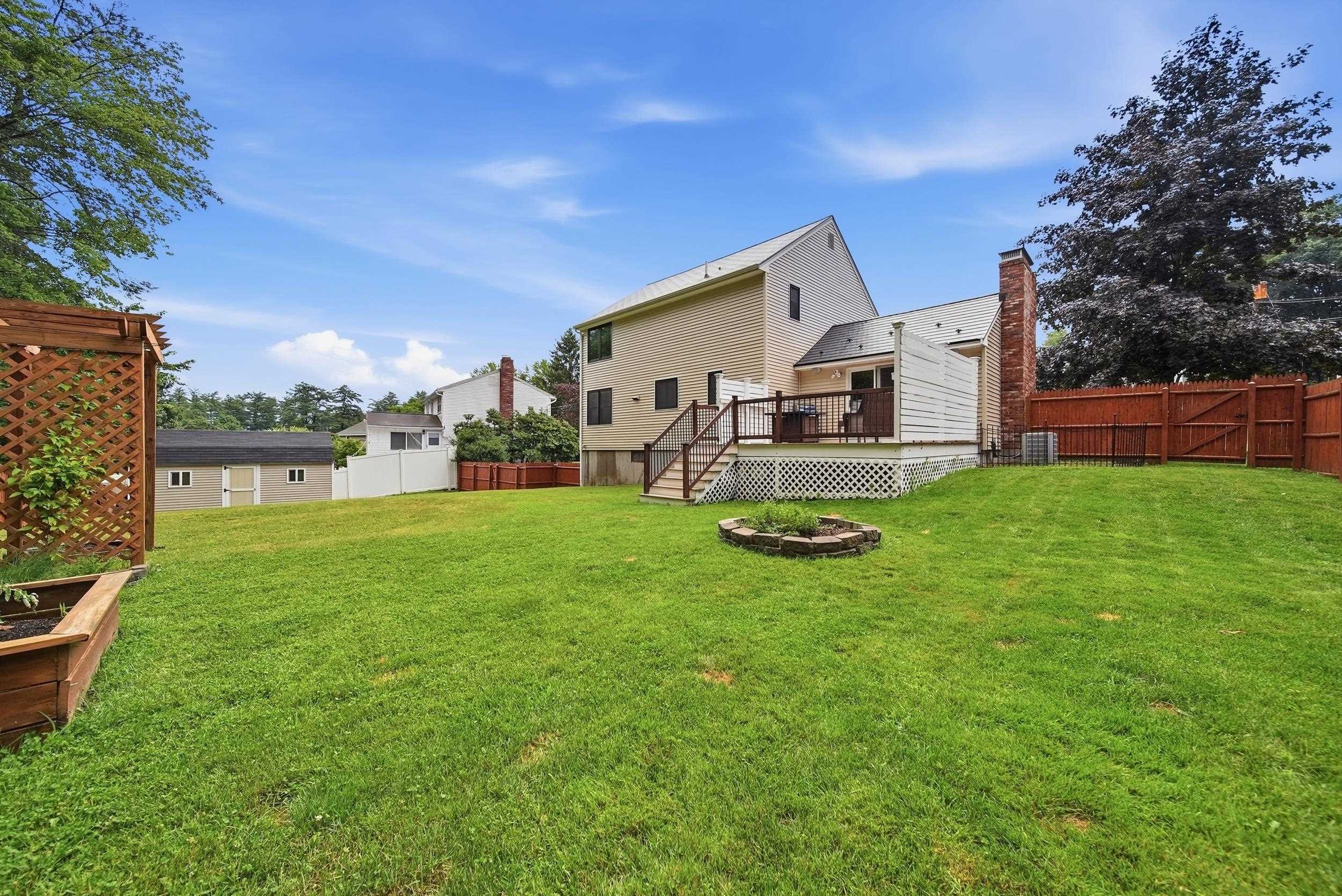 main property photo 41