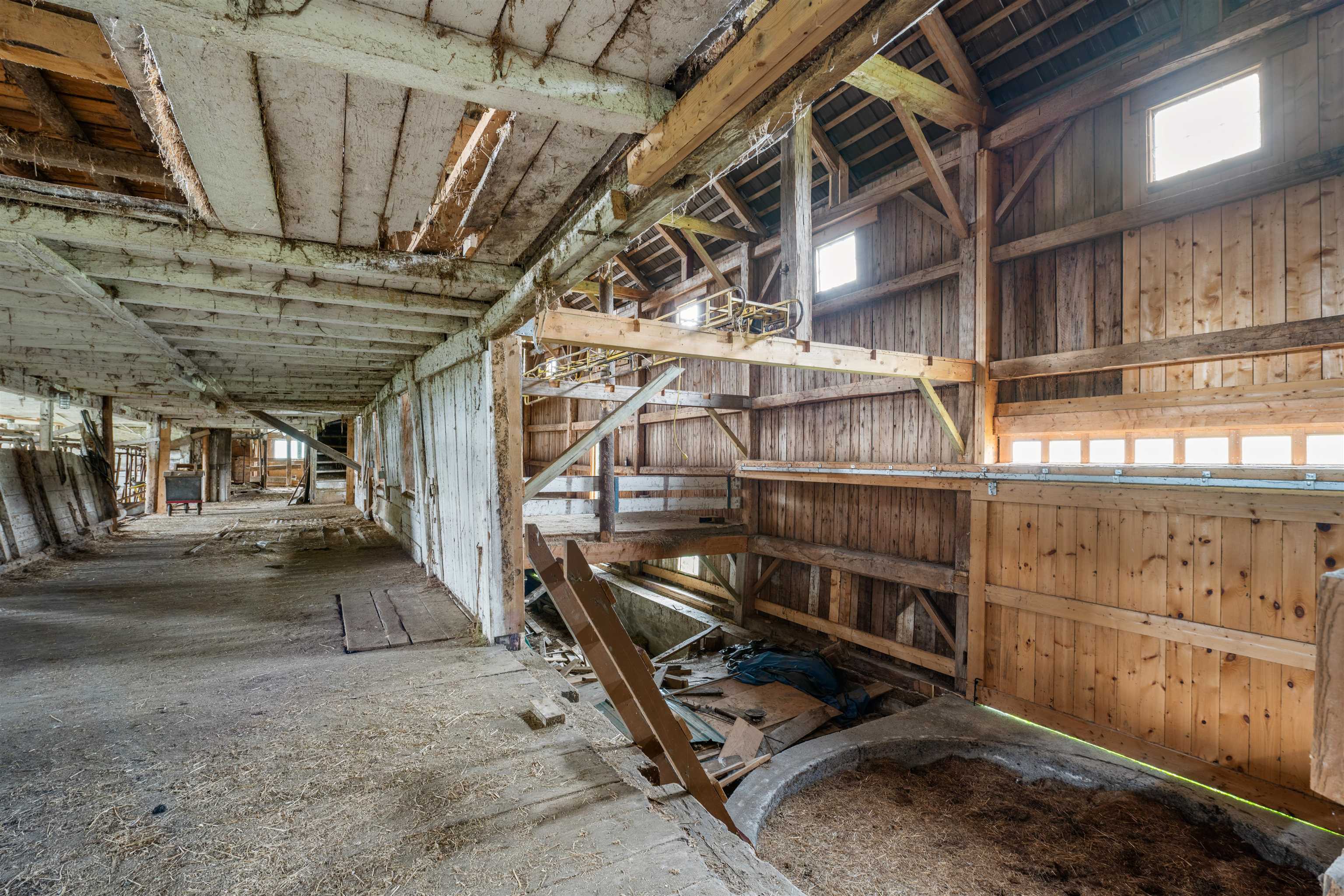 main property photo 24