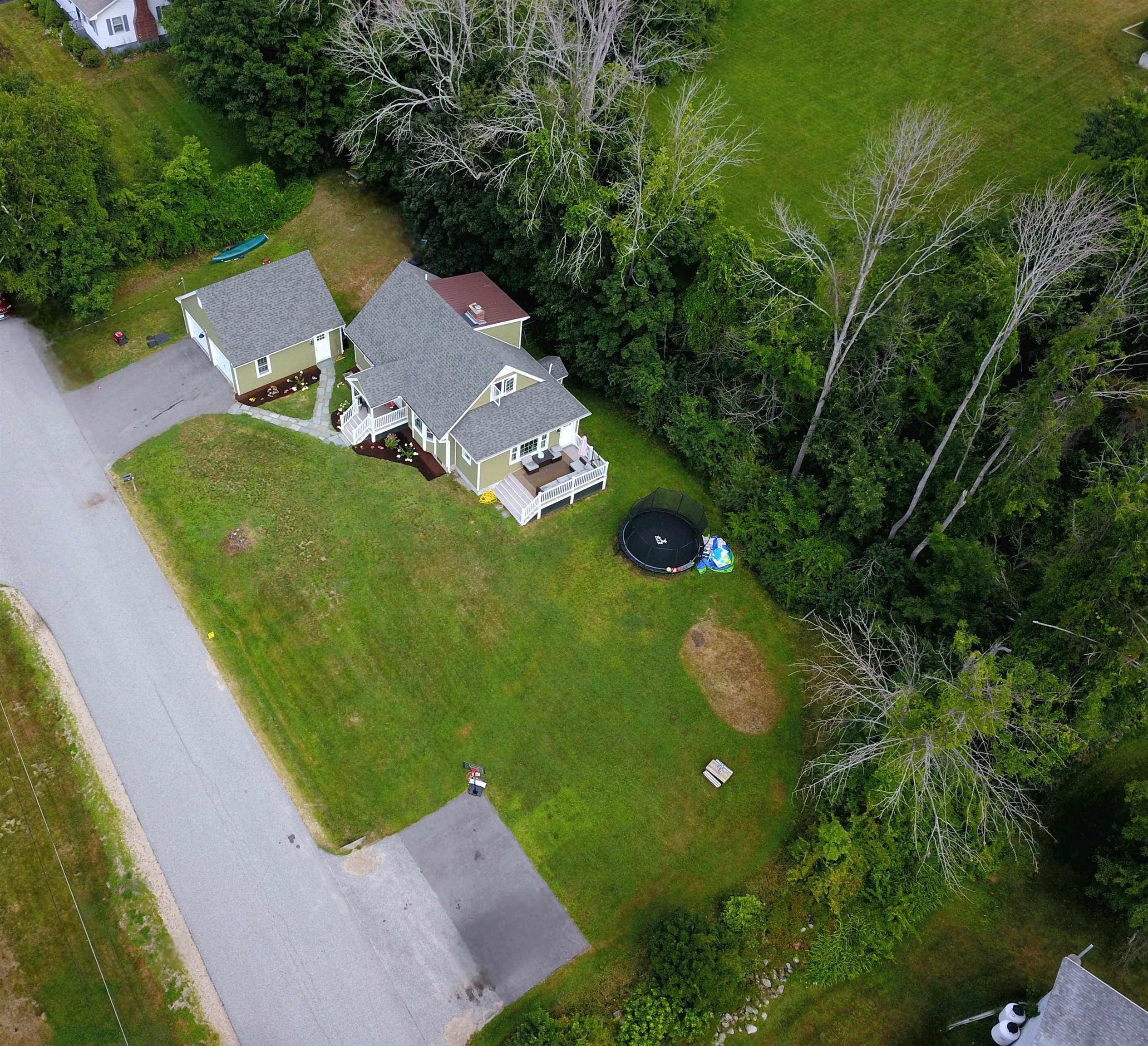 main property photo 31
