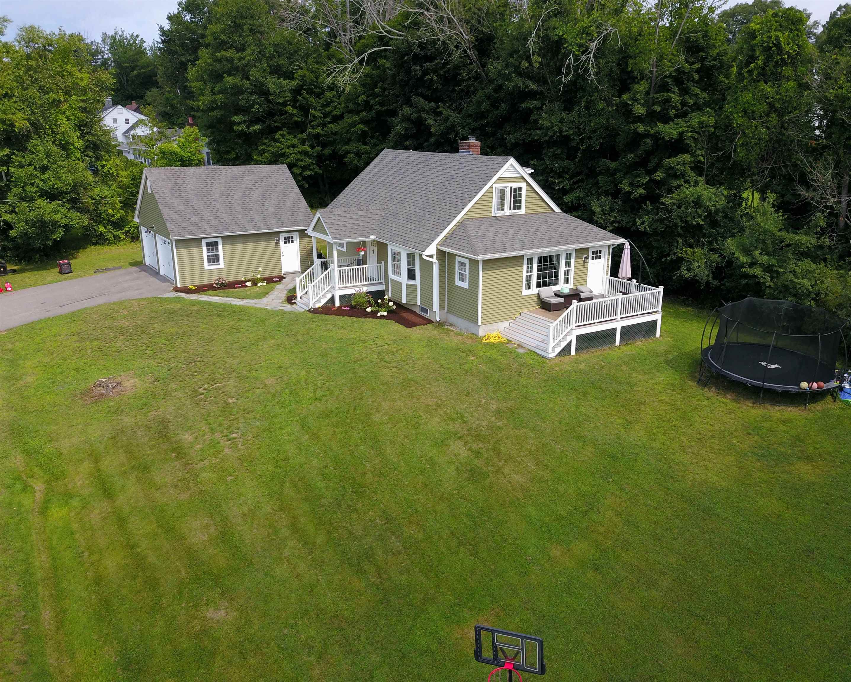 main property photo 42