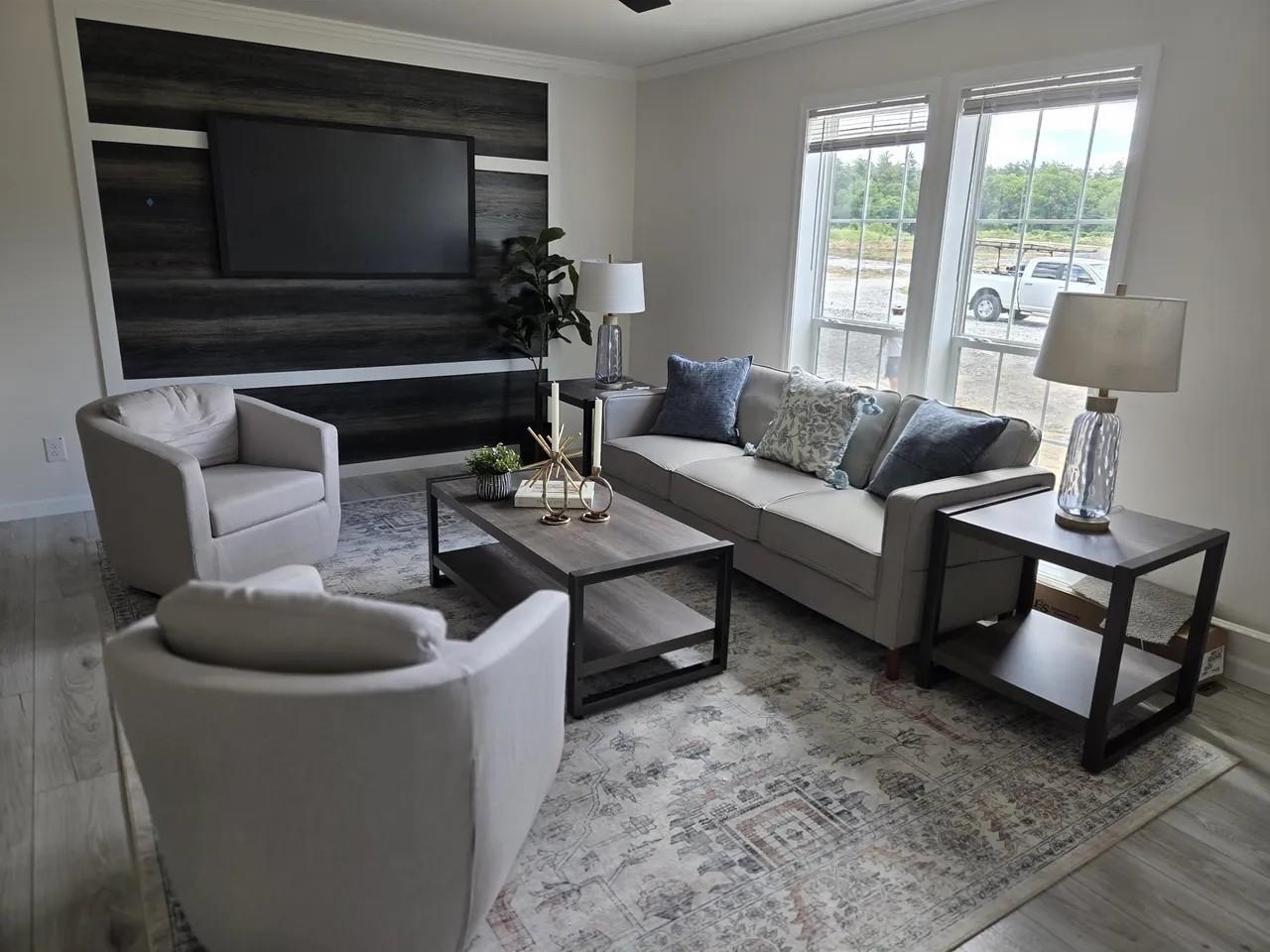 main property photo 4