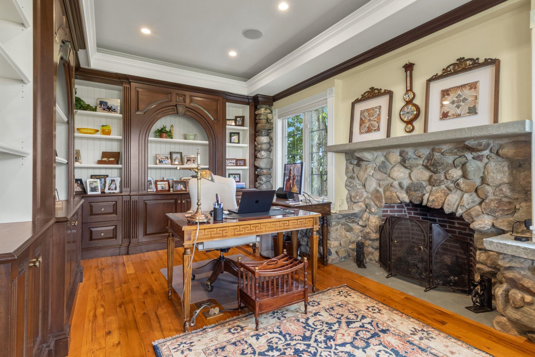main property photo 8