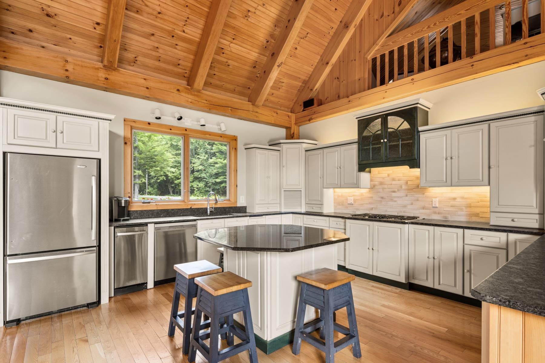main property photo 43