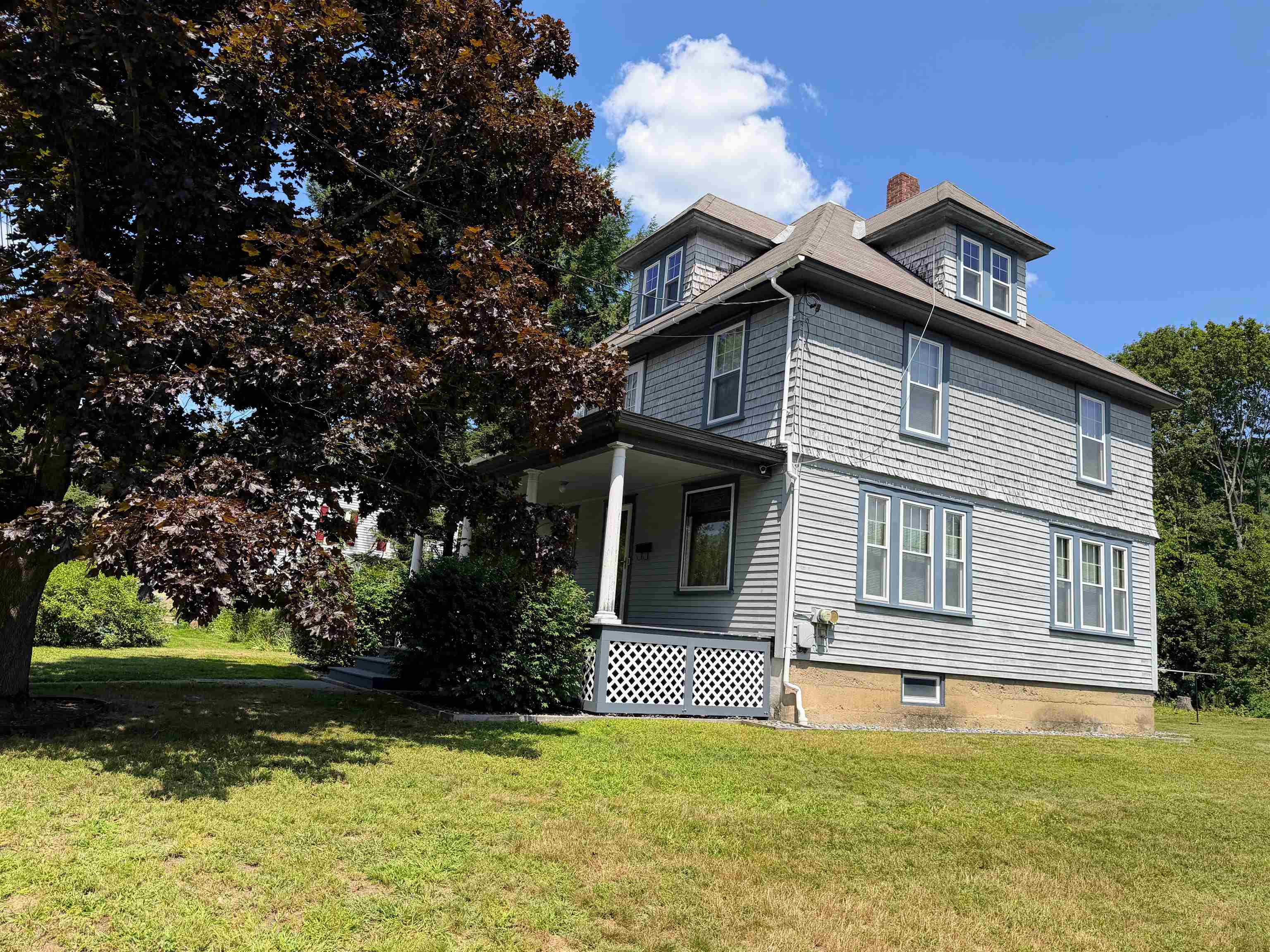 main property photo 40