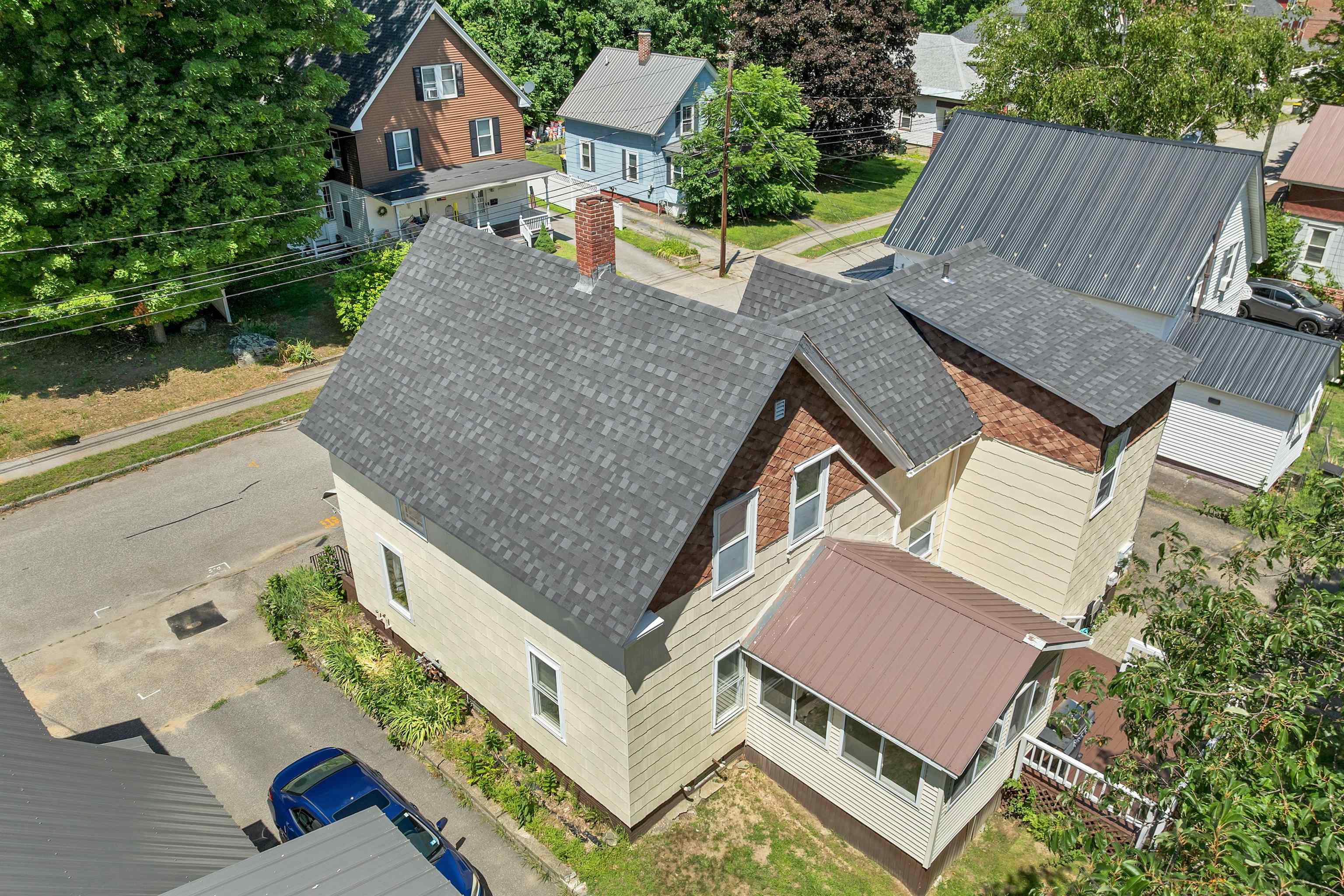 main property photo 10