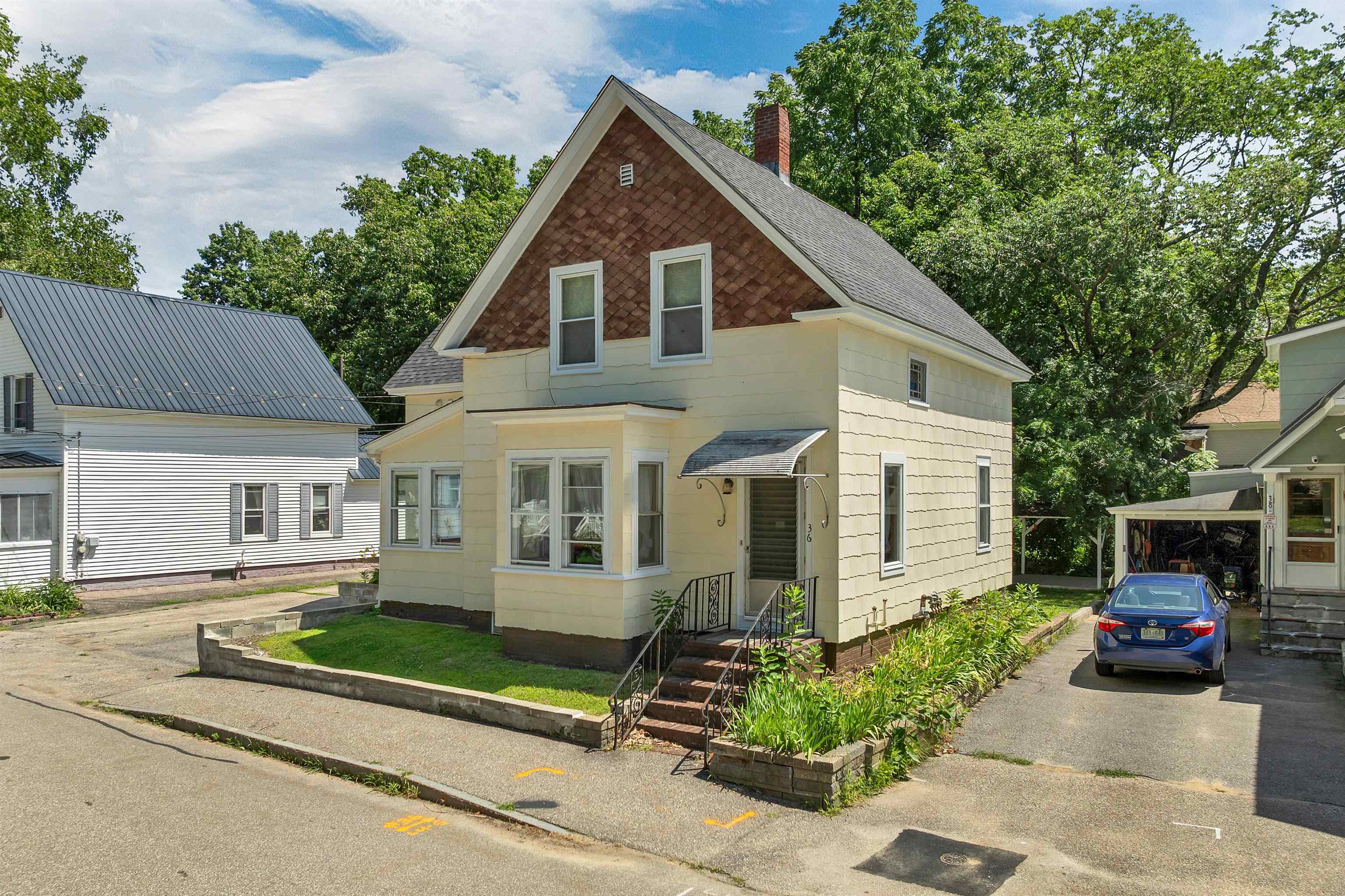 main property photo 11
