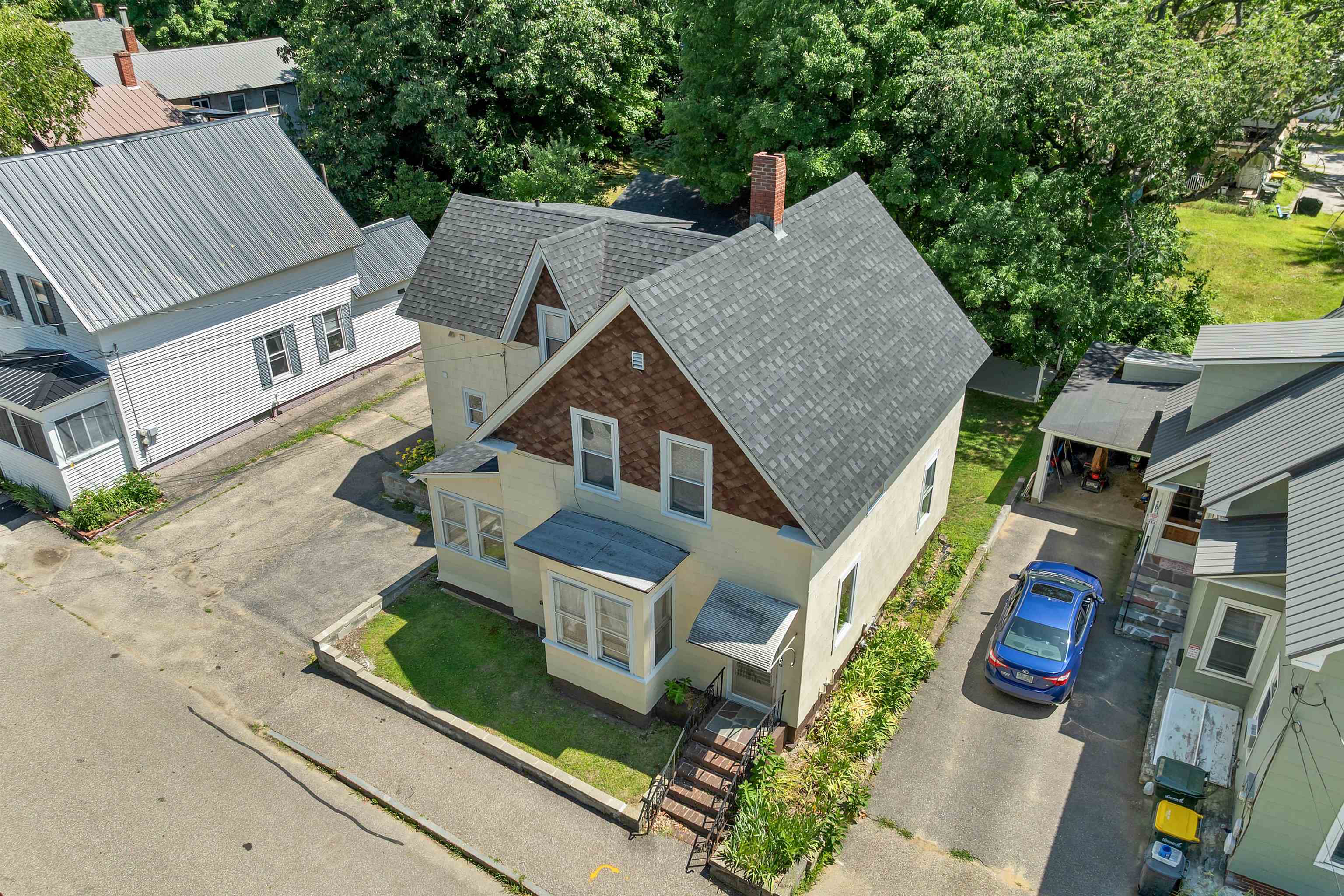 main property photo 8