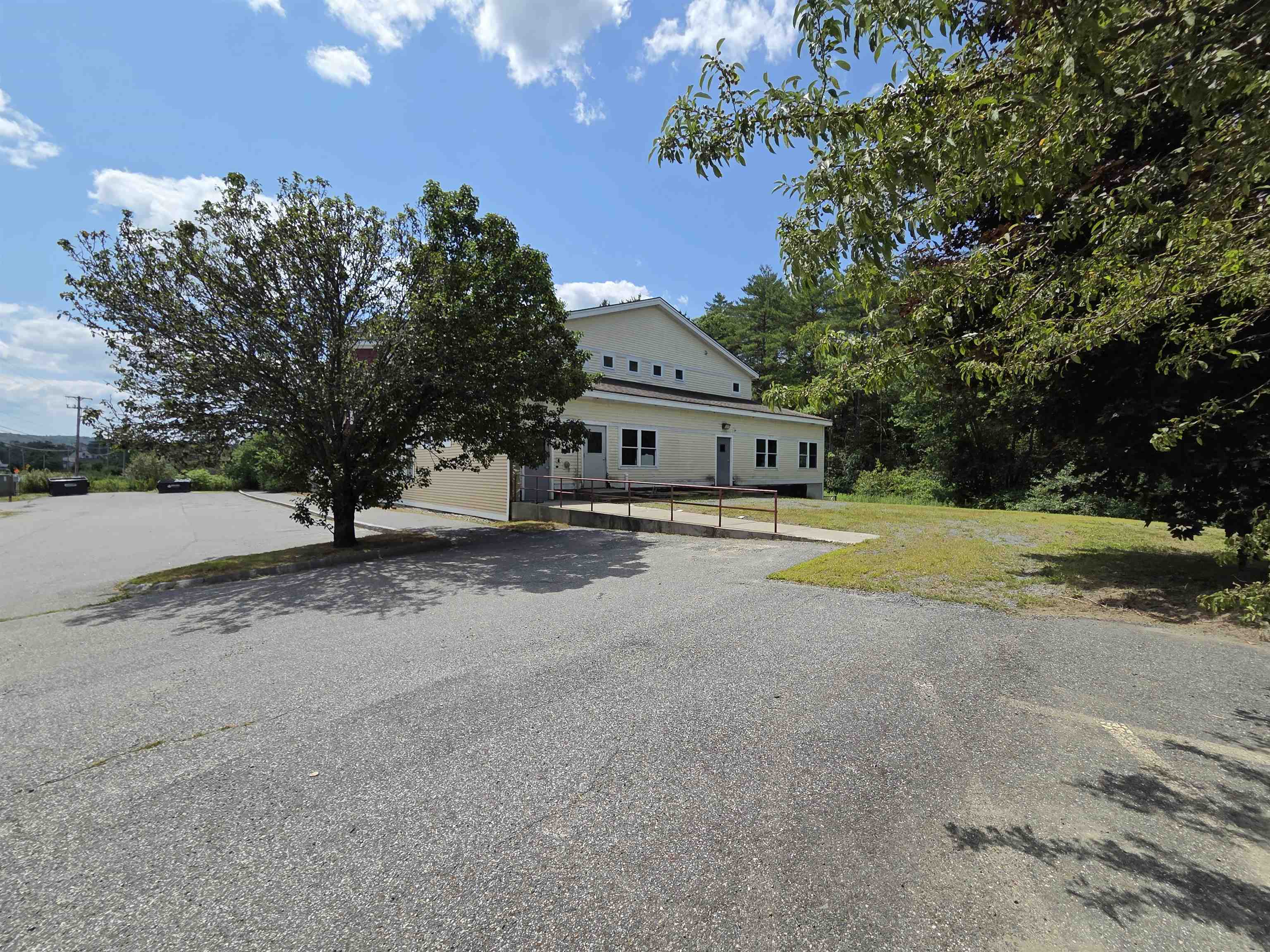 main property photo 27