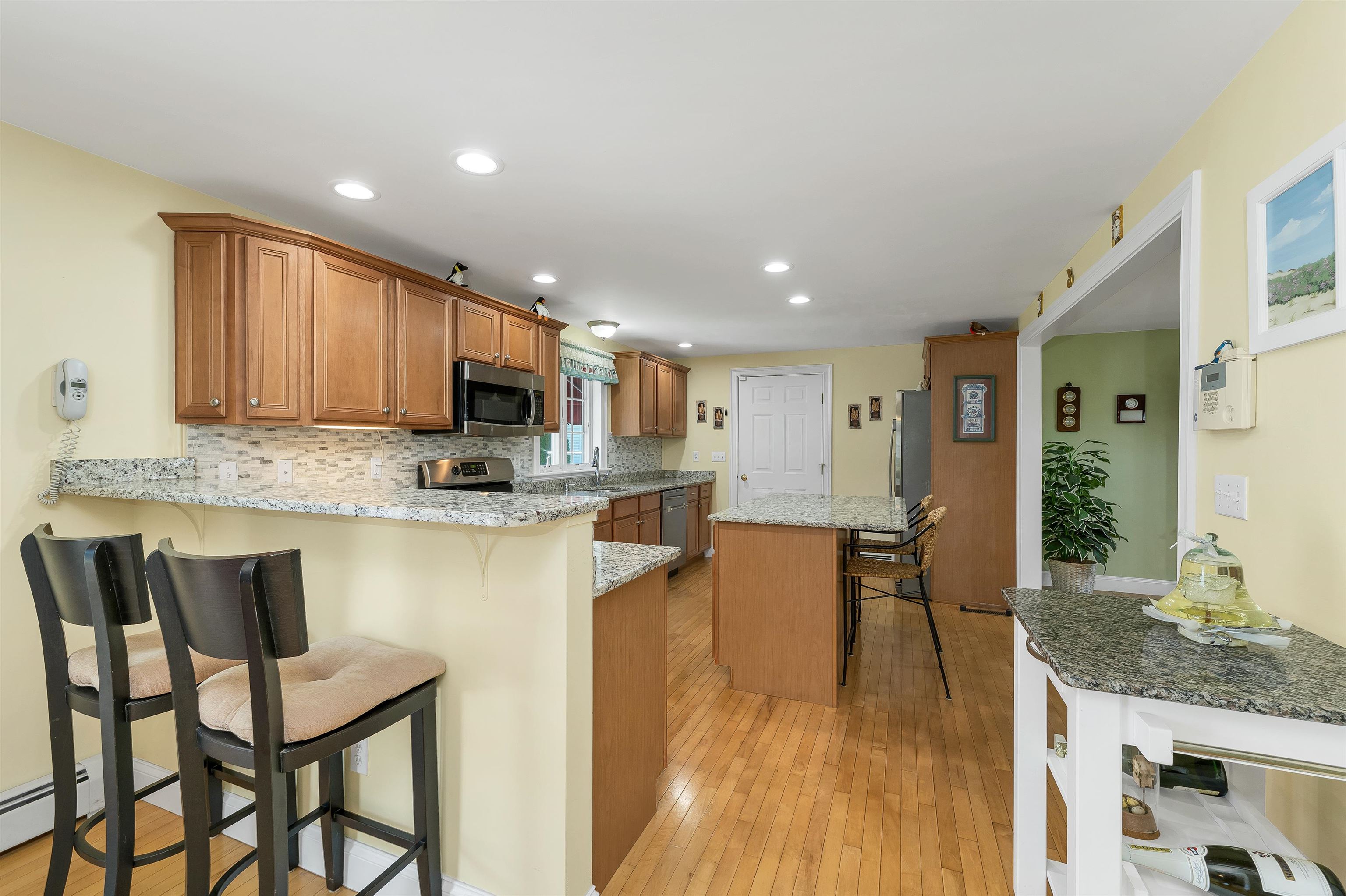 main property photo 14