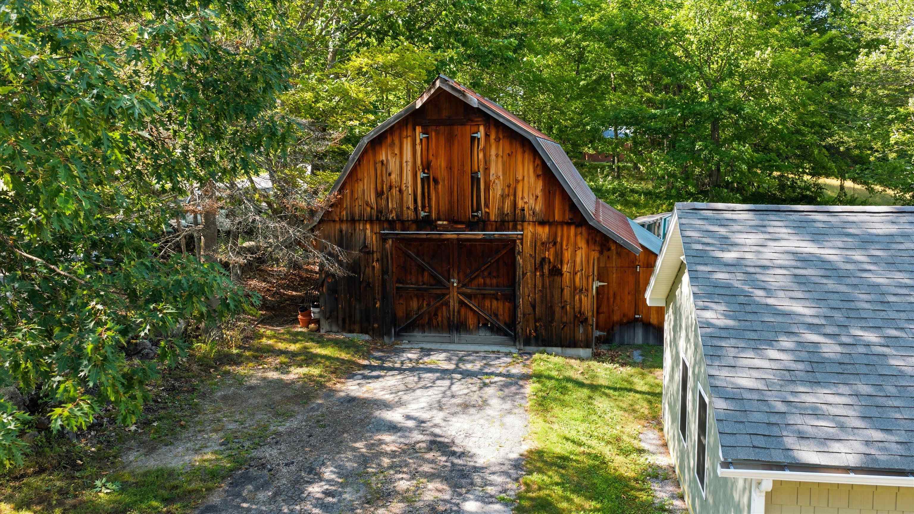main property photo 45