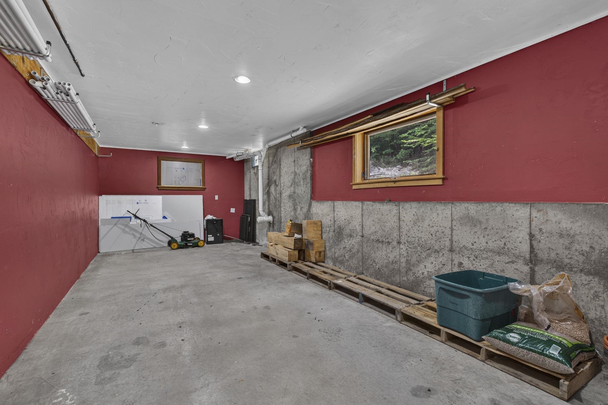 main property photo 47