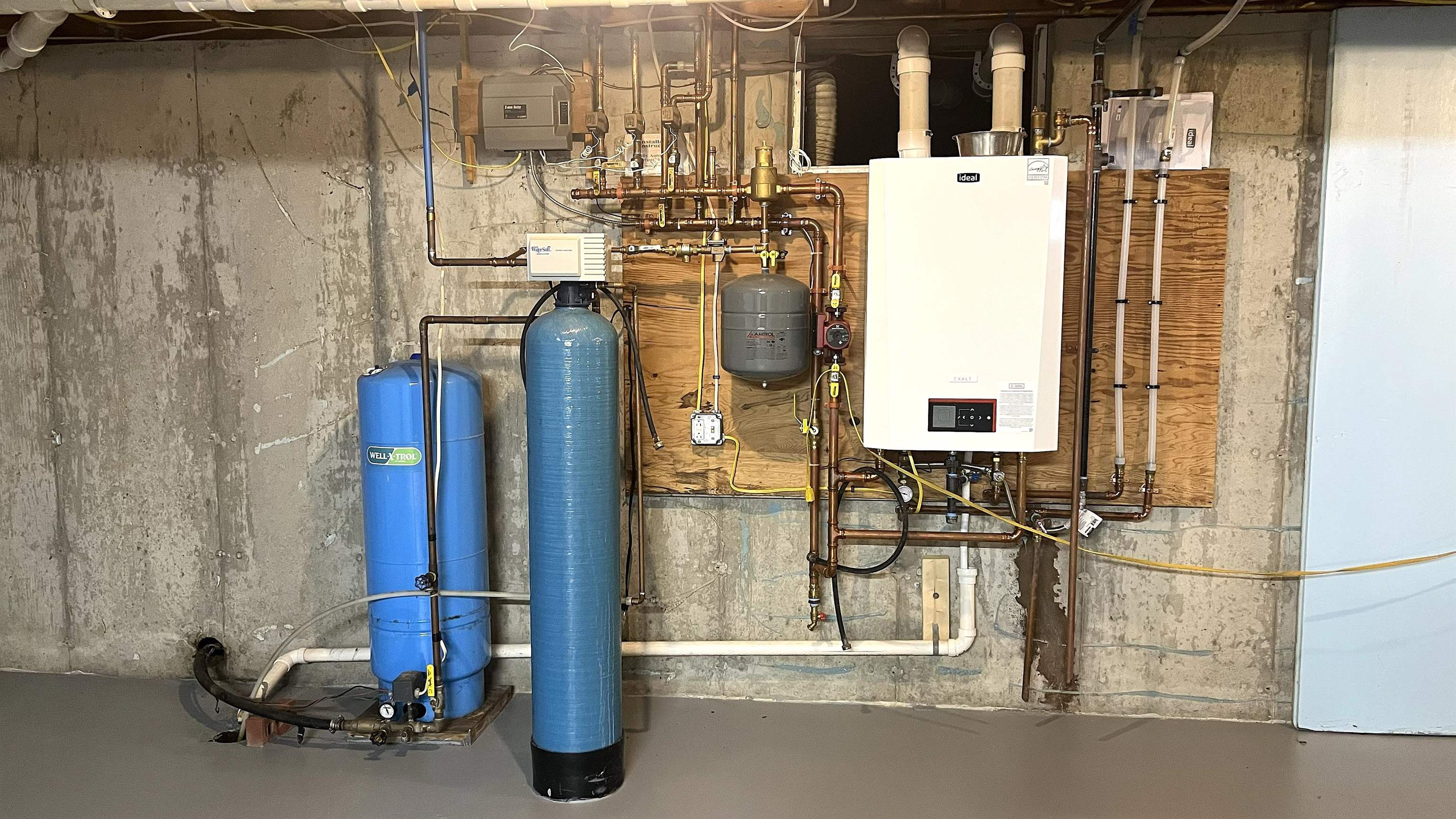 main property photo 36