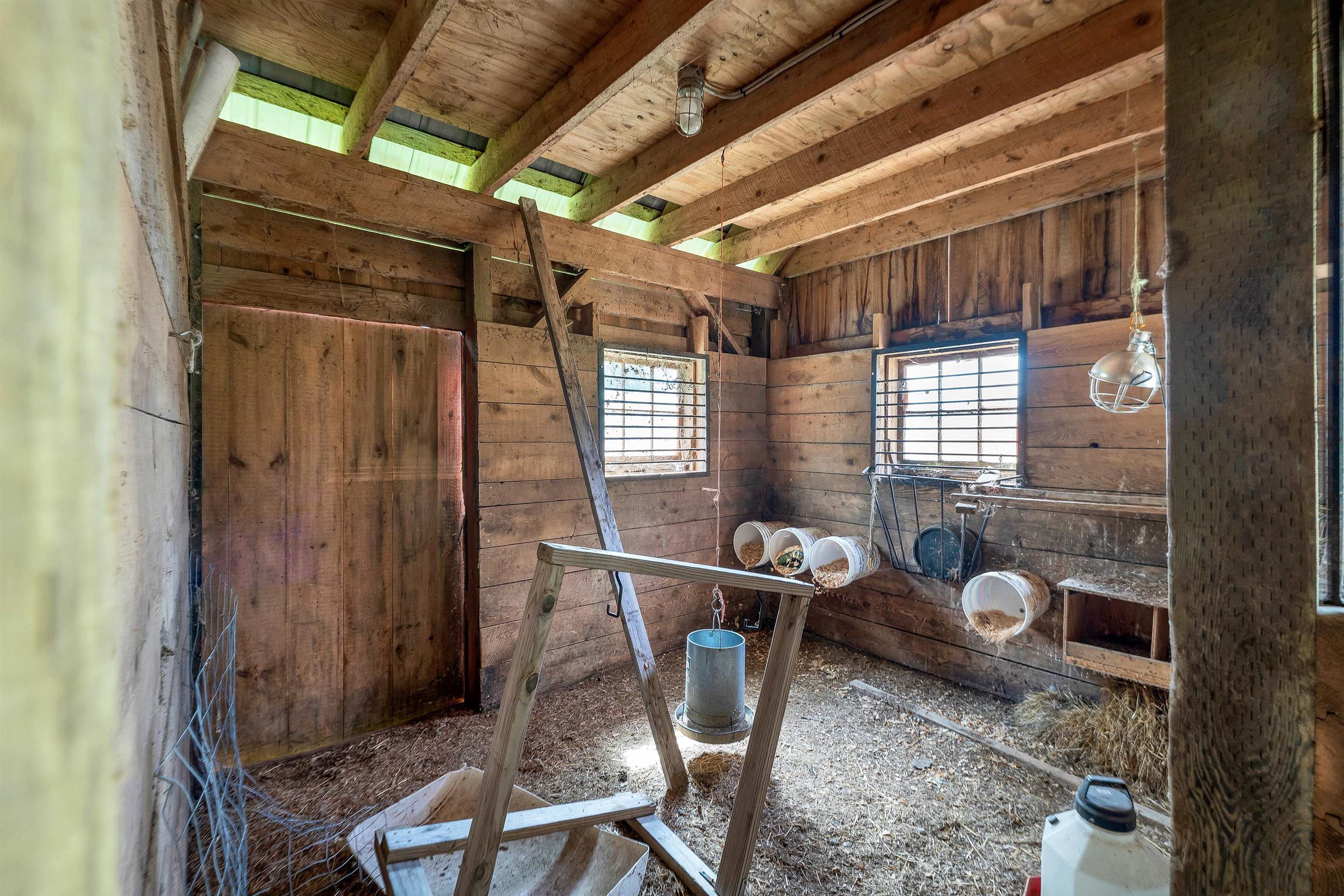 main property photo 38
