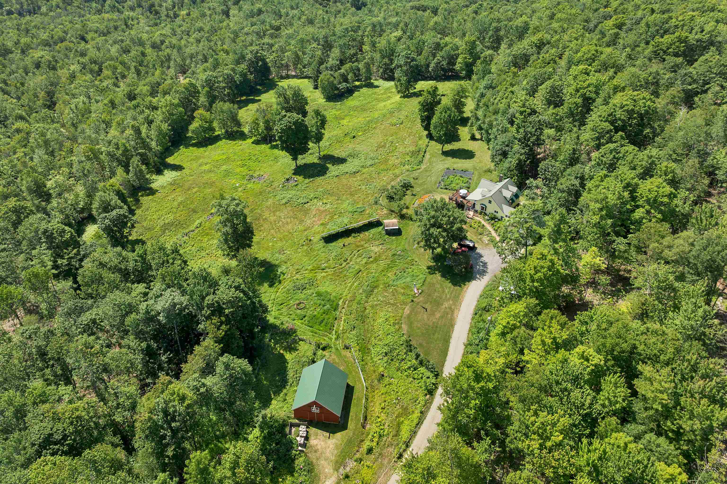 main property photo 50