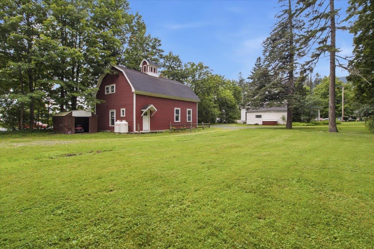 main property photo 12