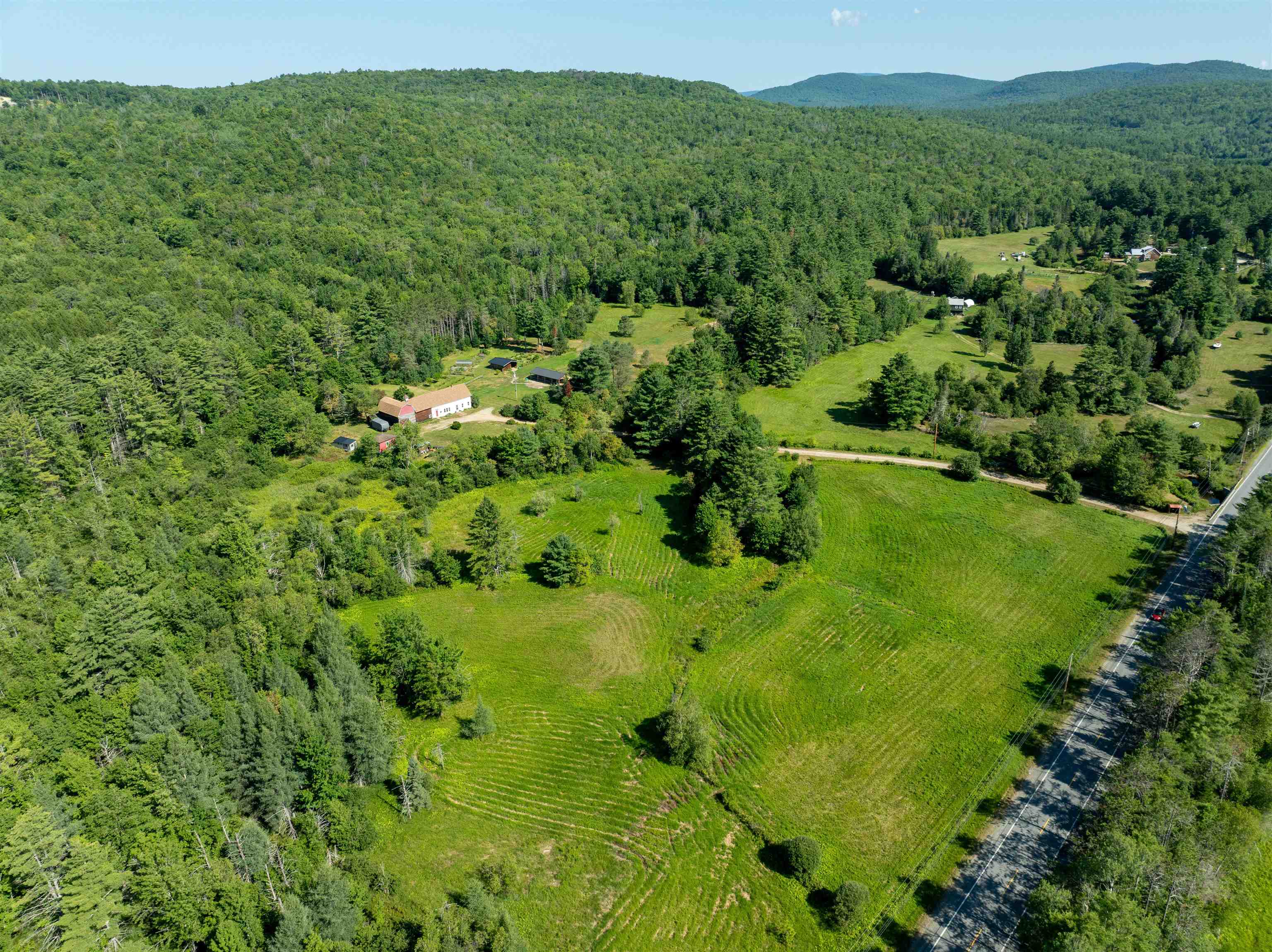 main property photo 59