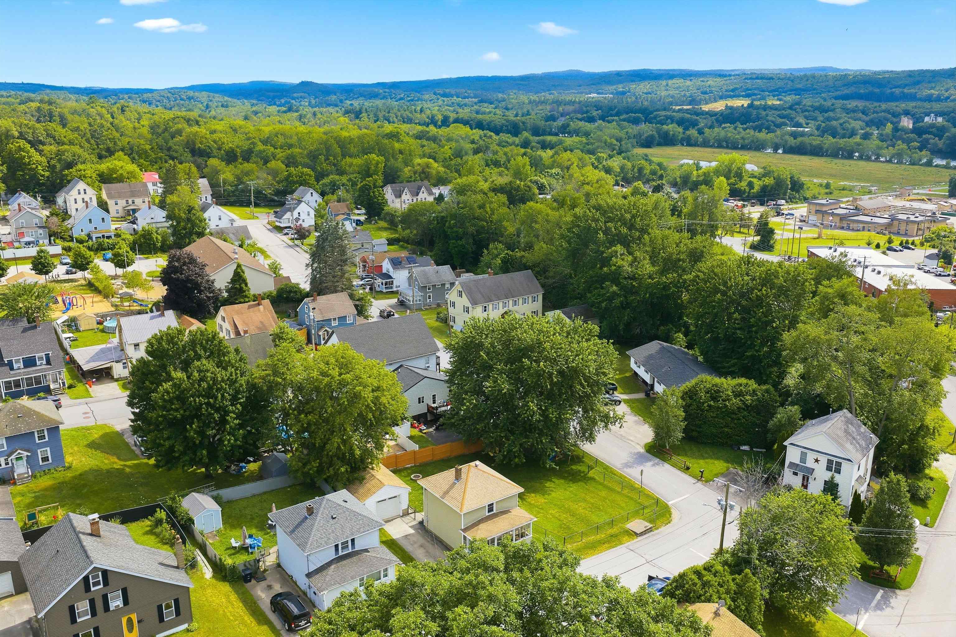 main property photo 45