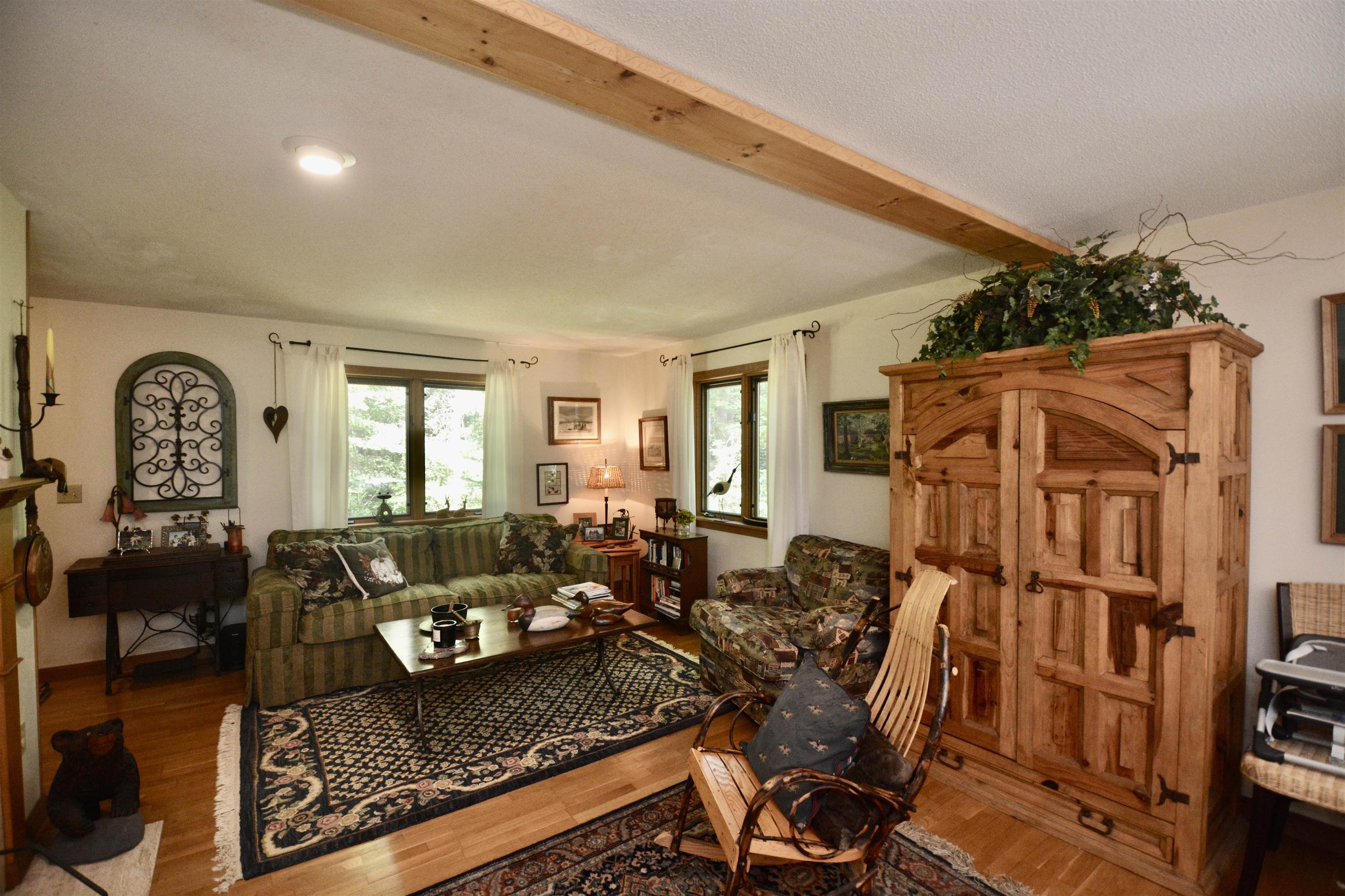 main property photo 12
