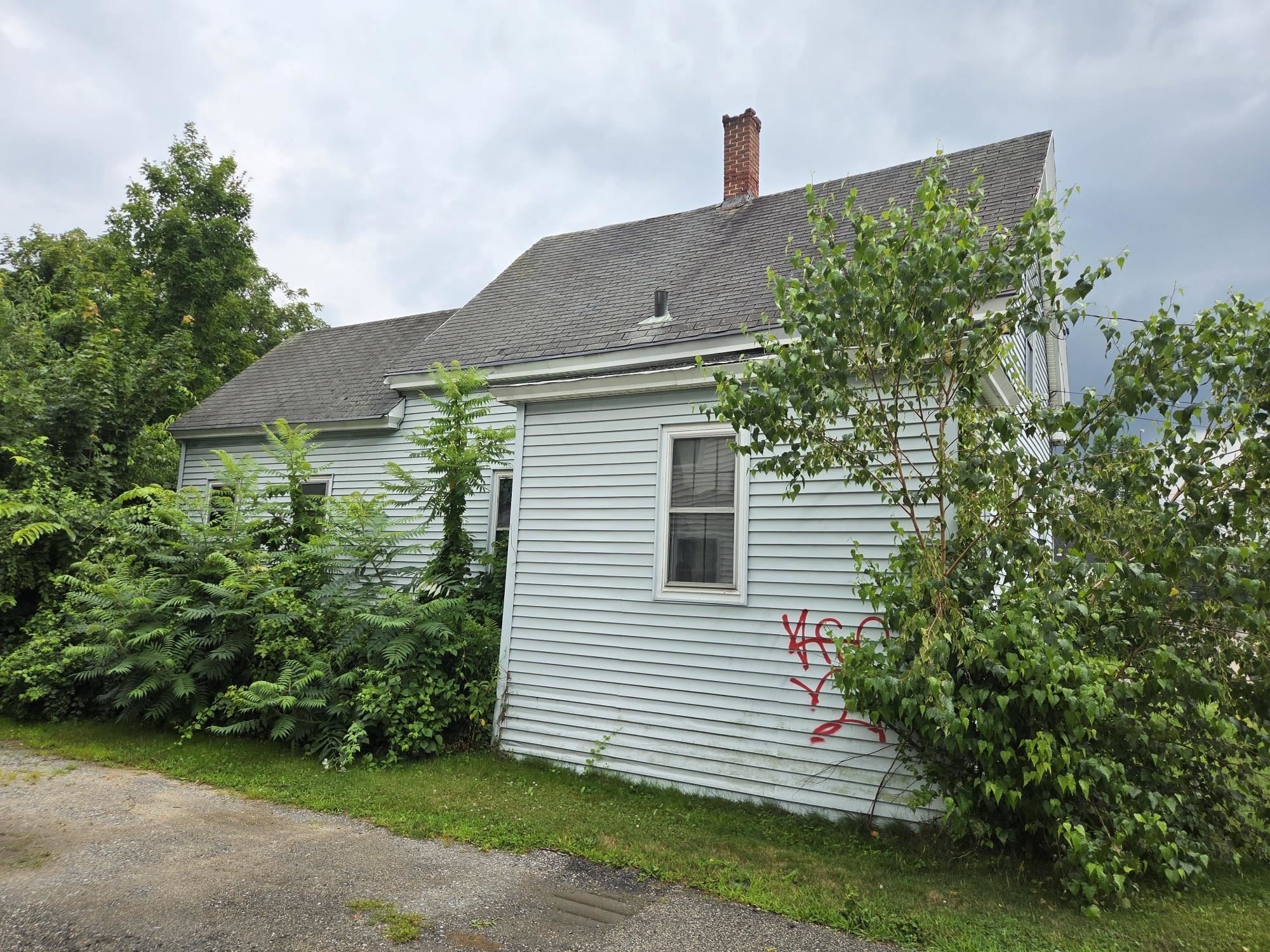 main property photo 17