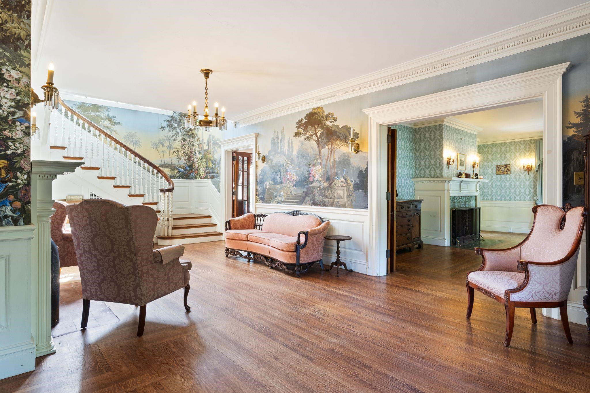 main property photo 17