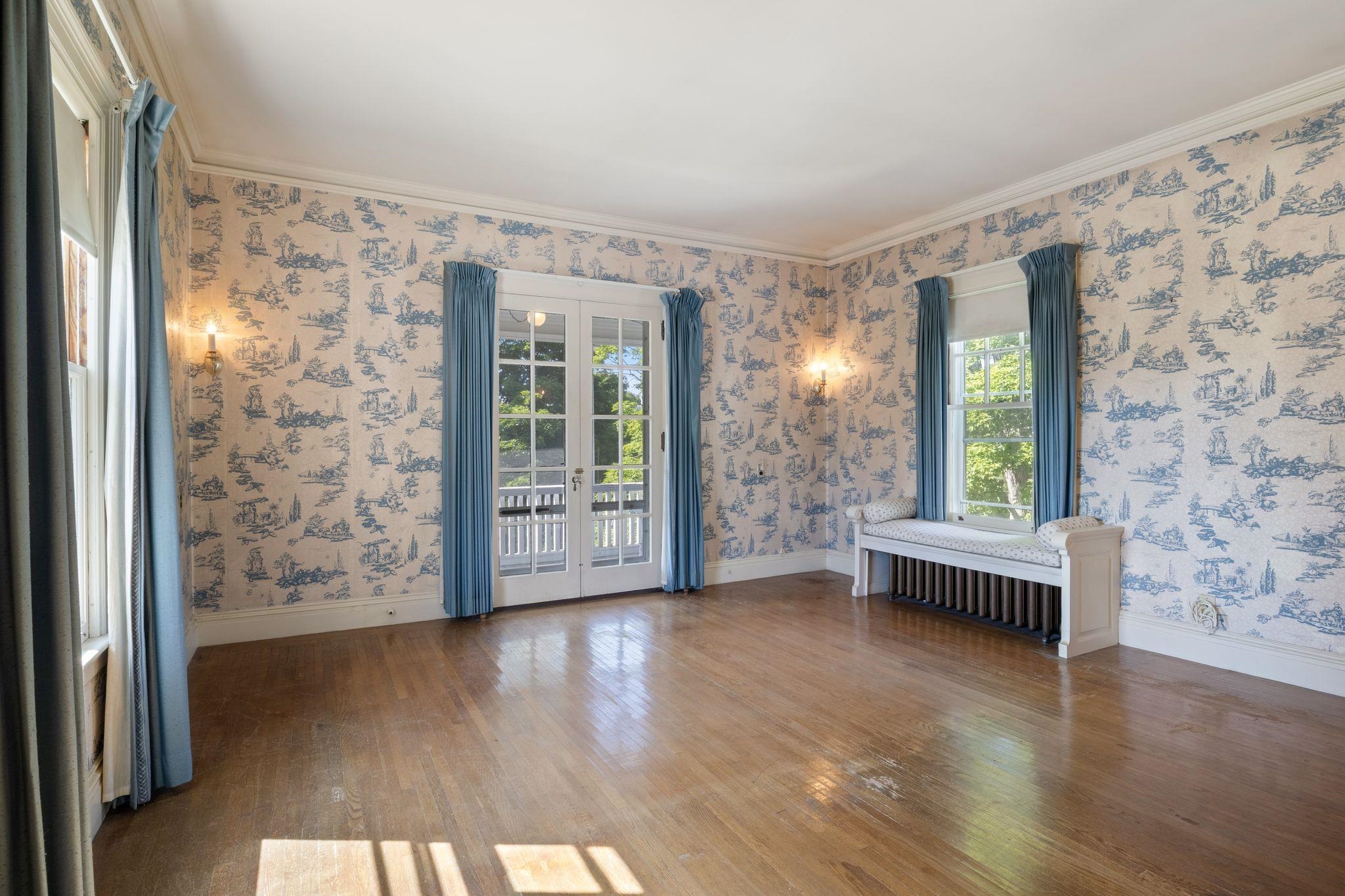 main property photo 40
