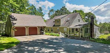 image of property with 3 Bed | 3 Bath | 2,512 Sqft