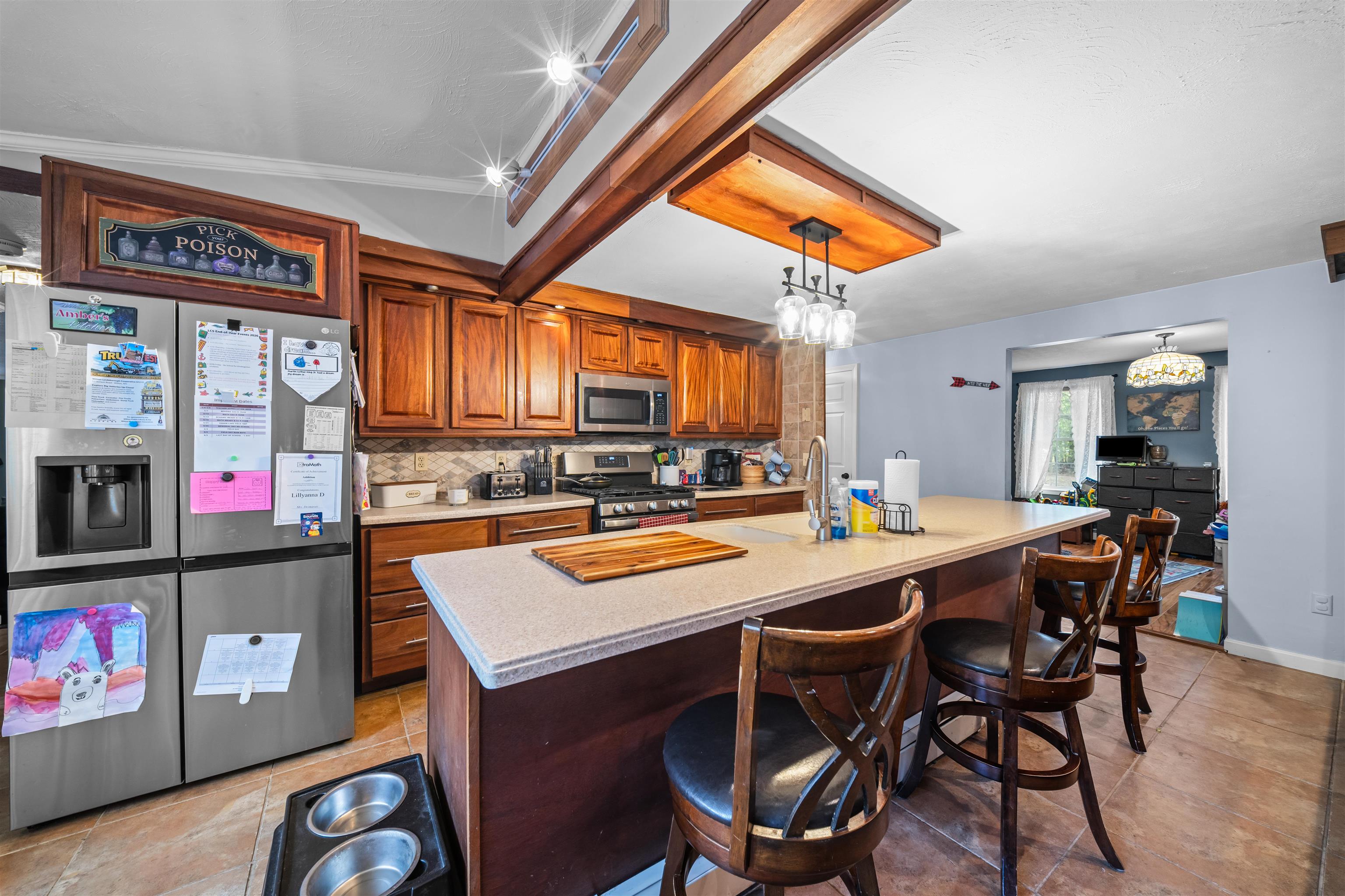 main property photo 6