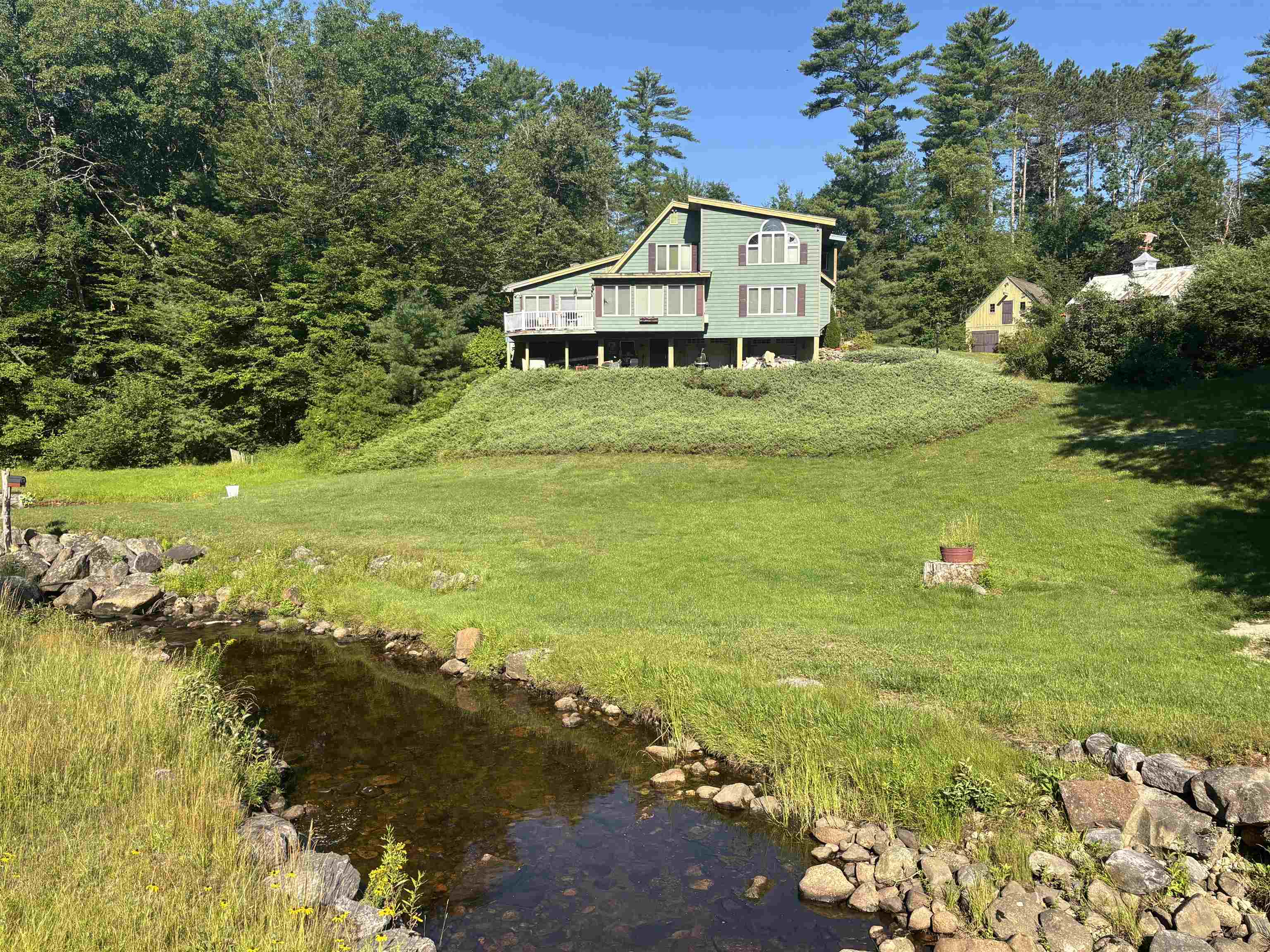 main property photo 17