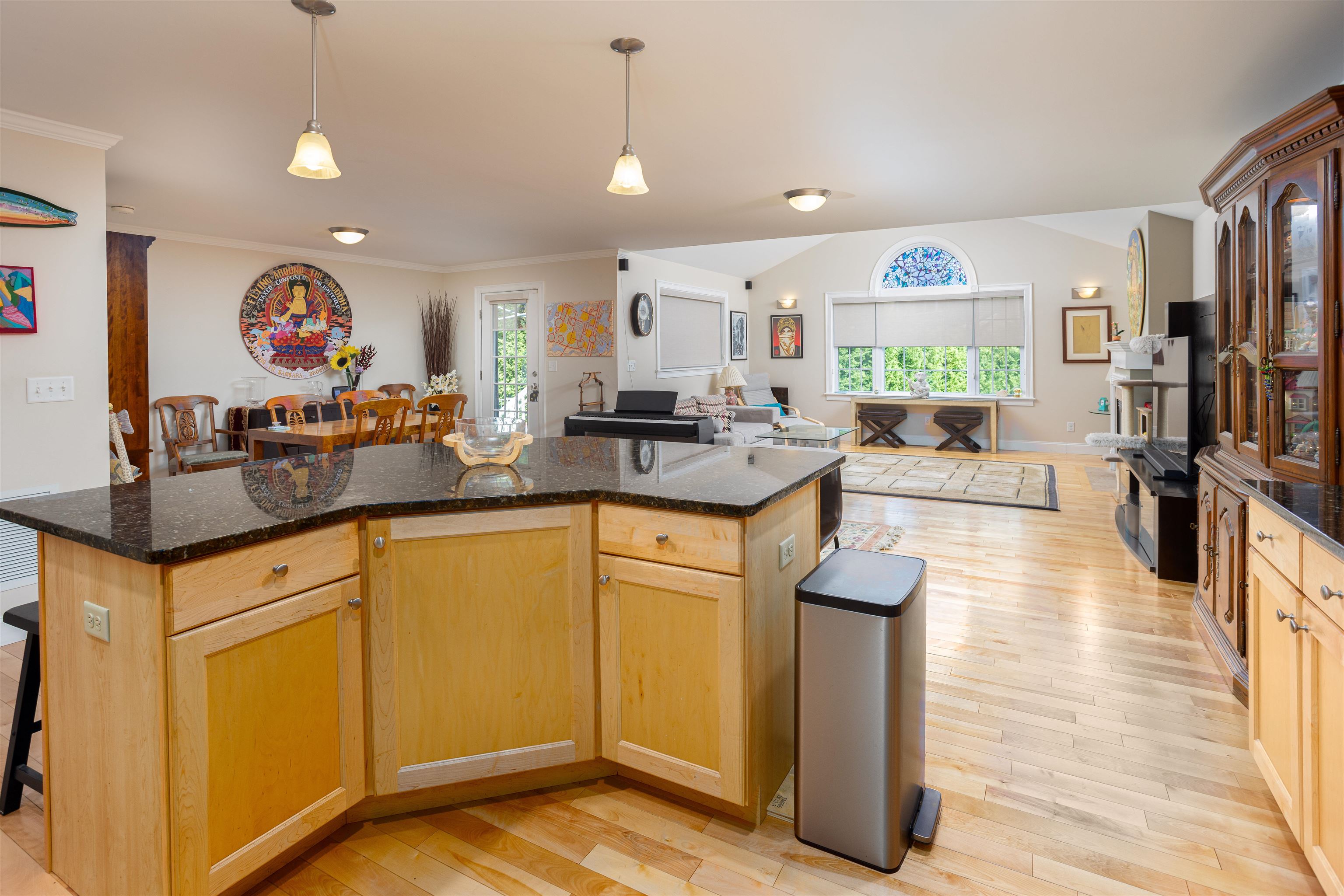 main property photo 8