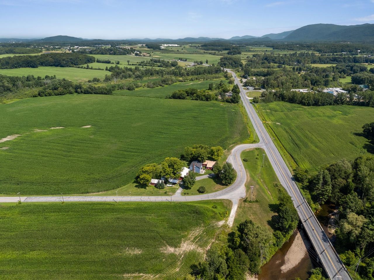 main property photo 51