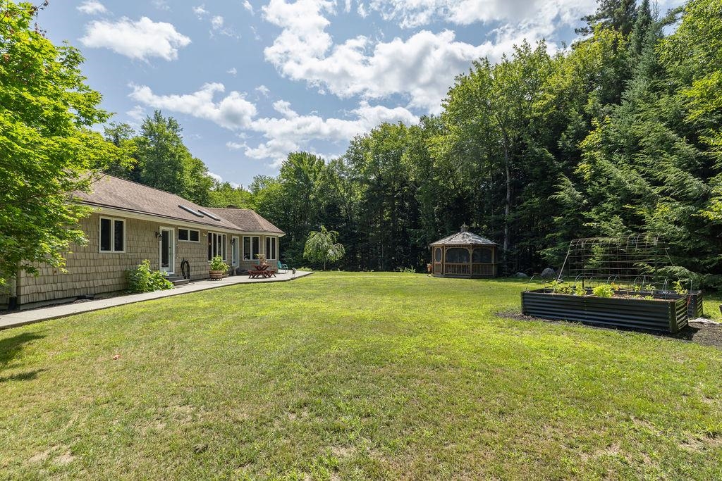 main property photo 50