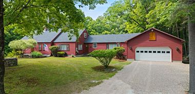 image of property with 4 Bed | 2 Bath | 2,600 Sqft