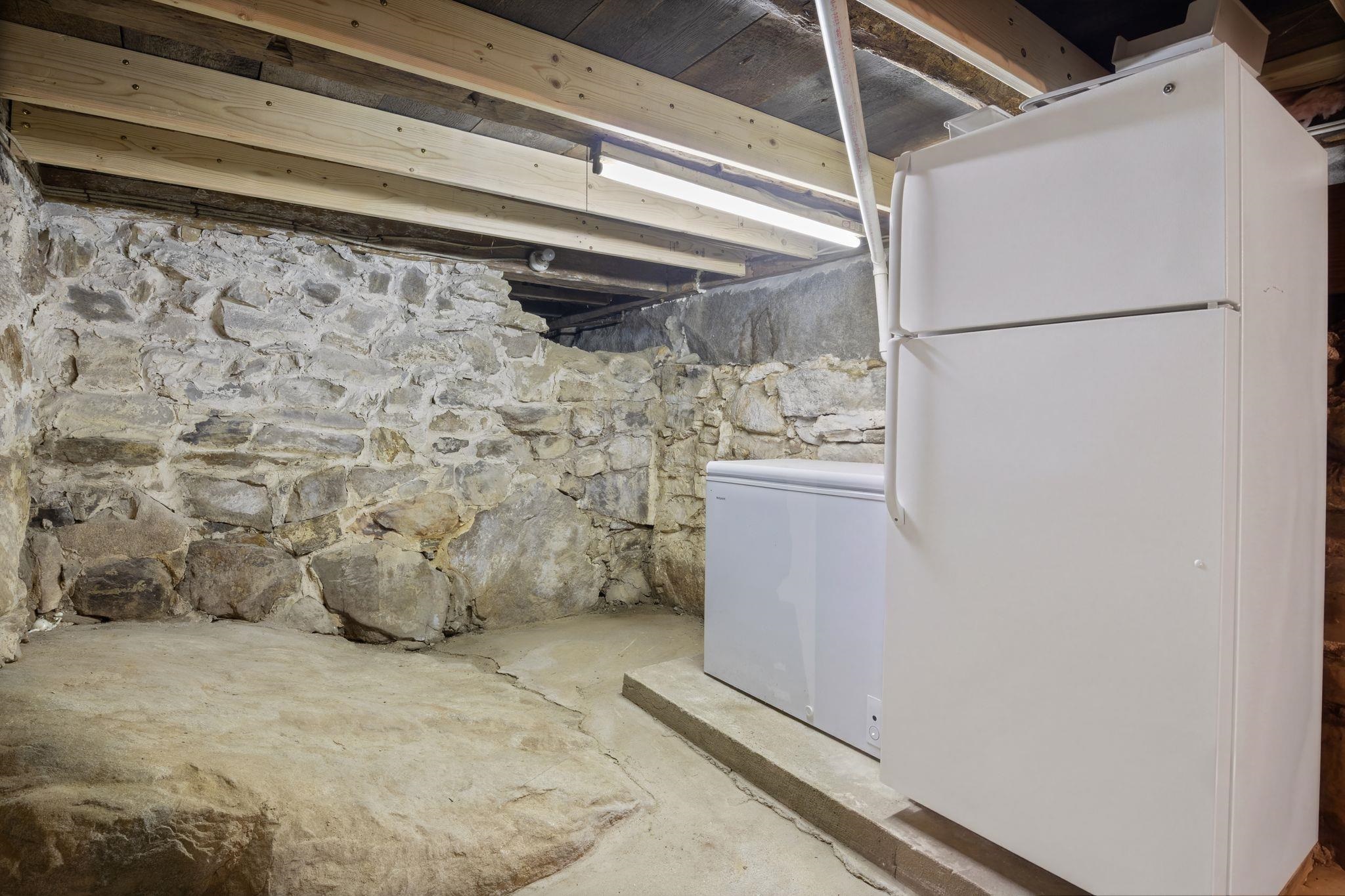 main property photo 49