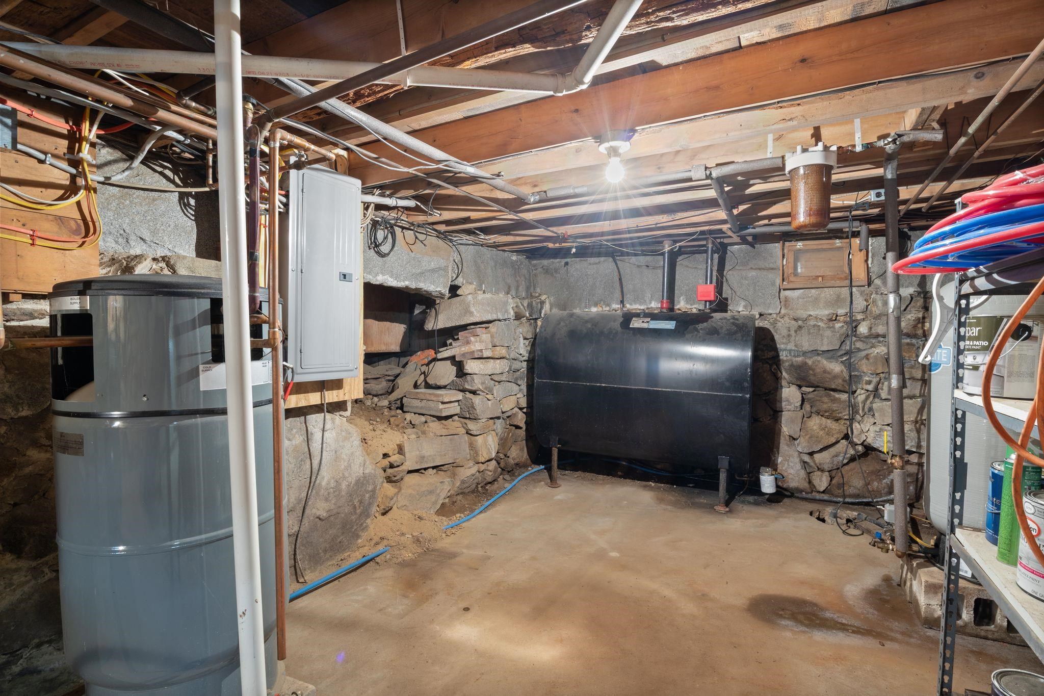 main property photo 50