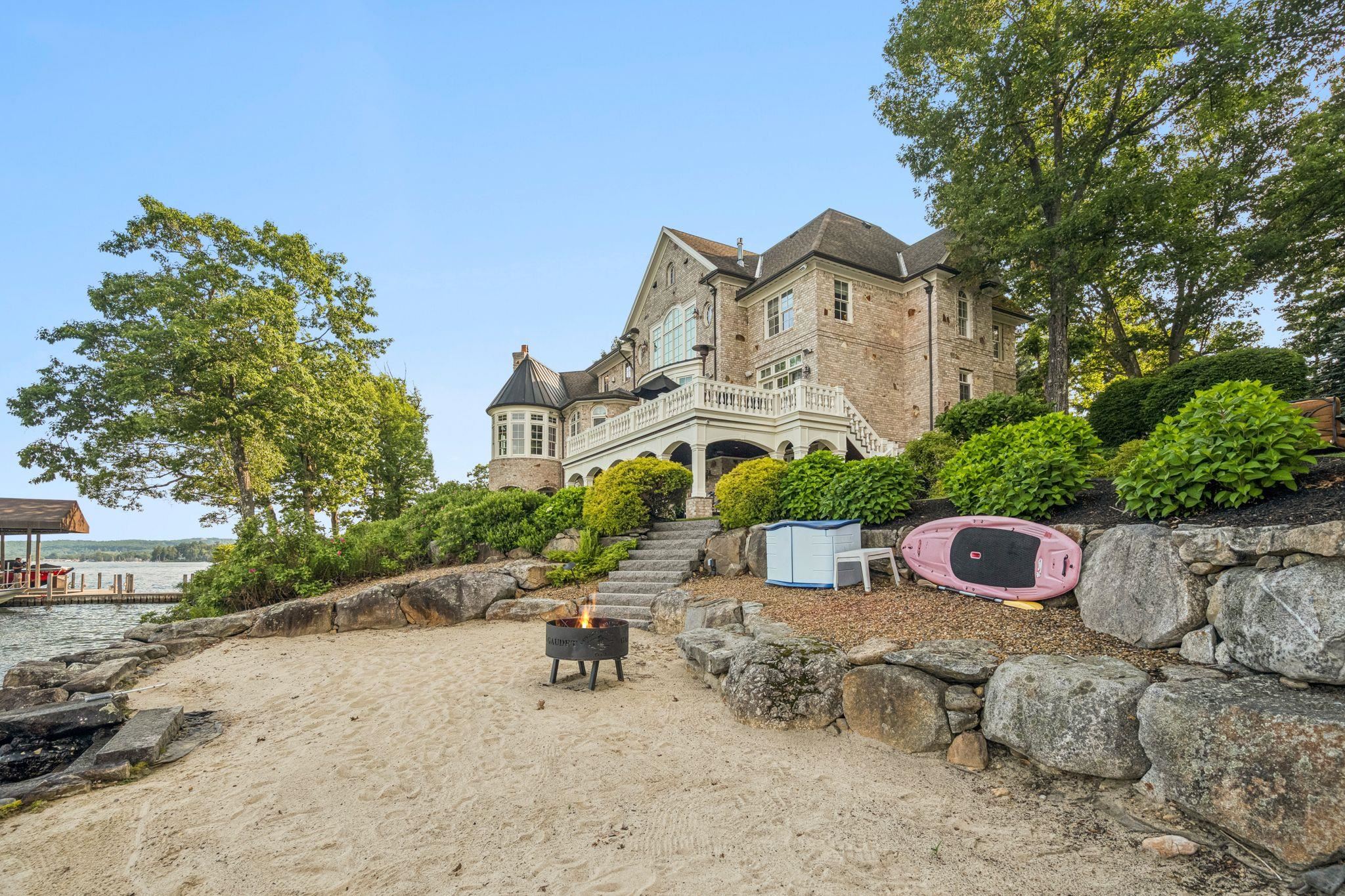 main property photo 42