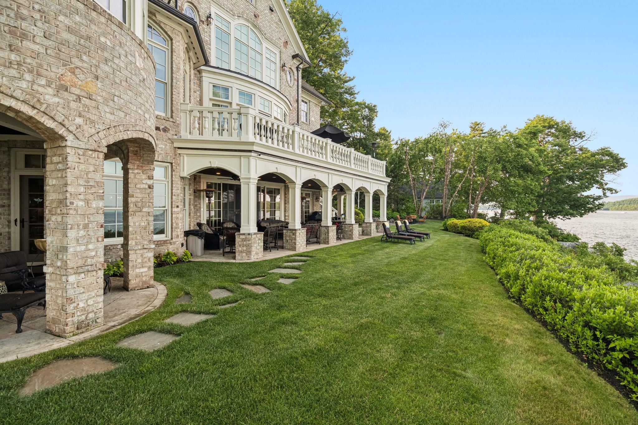 main property photo 46