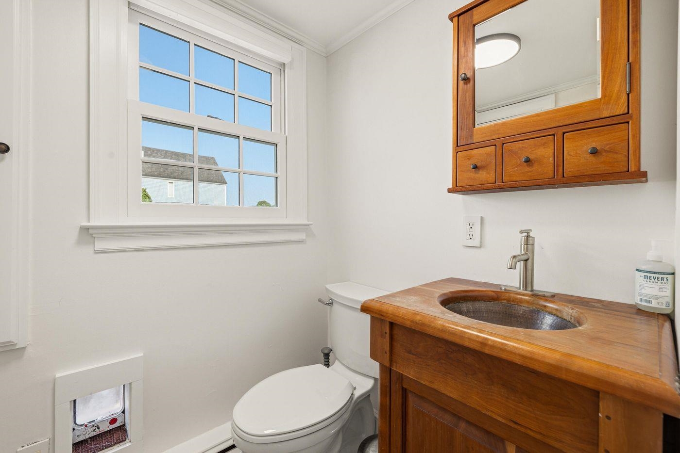 main property photo 9