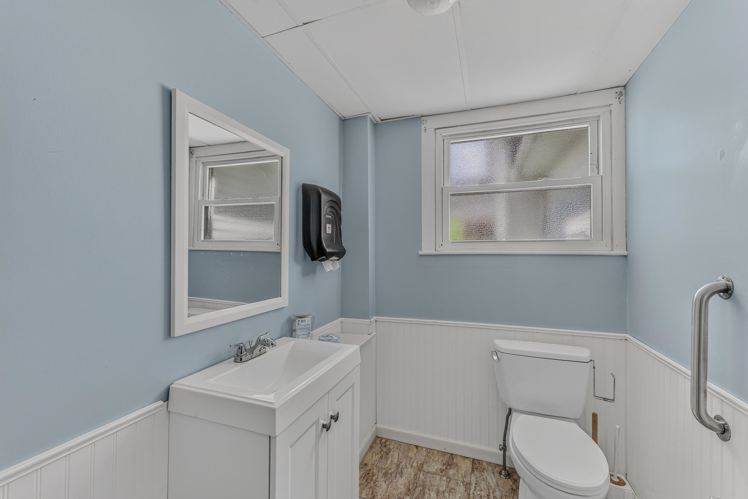 main property photo 17