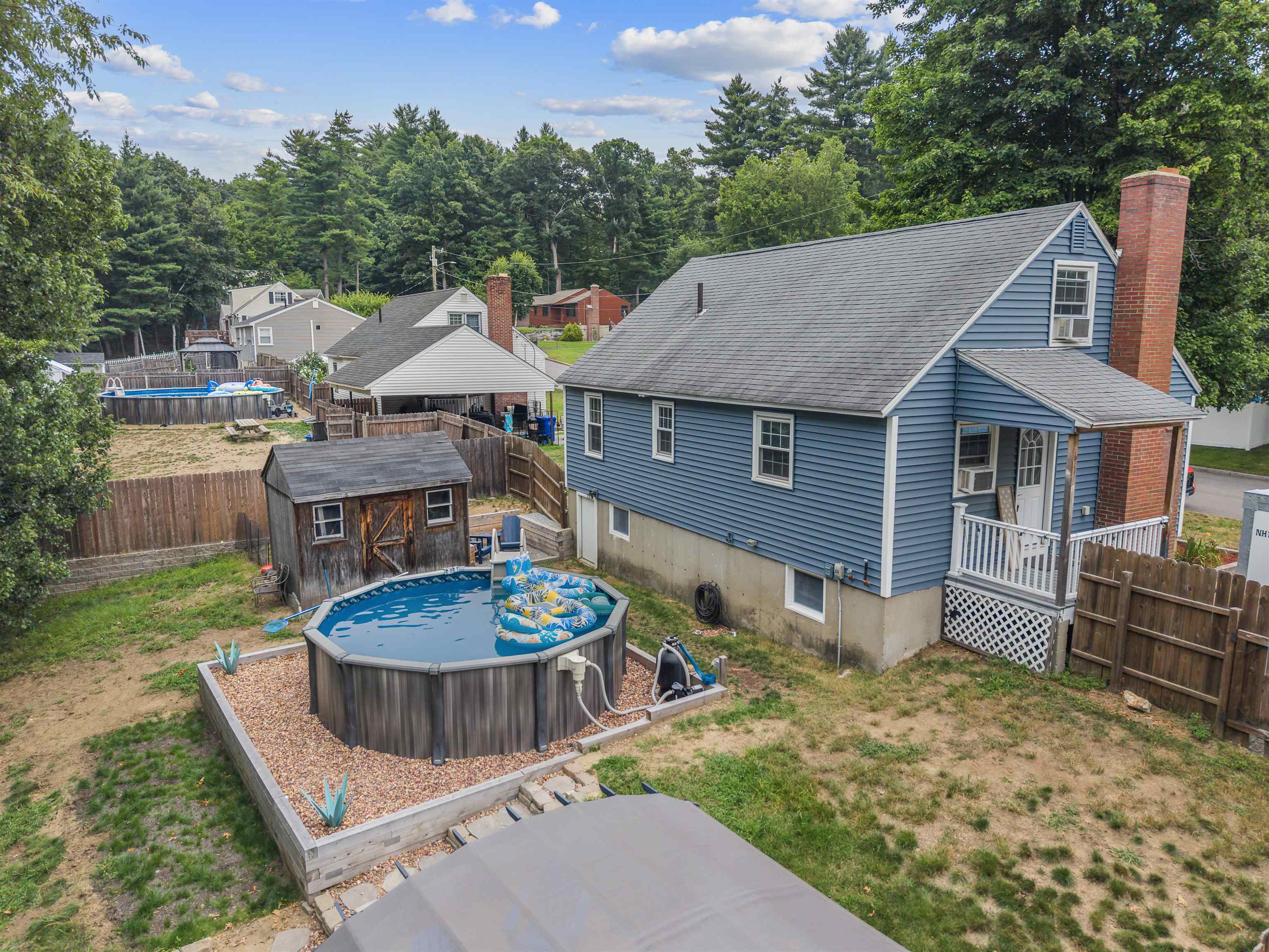 main property photo 3