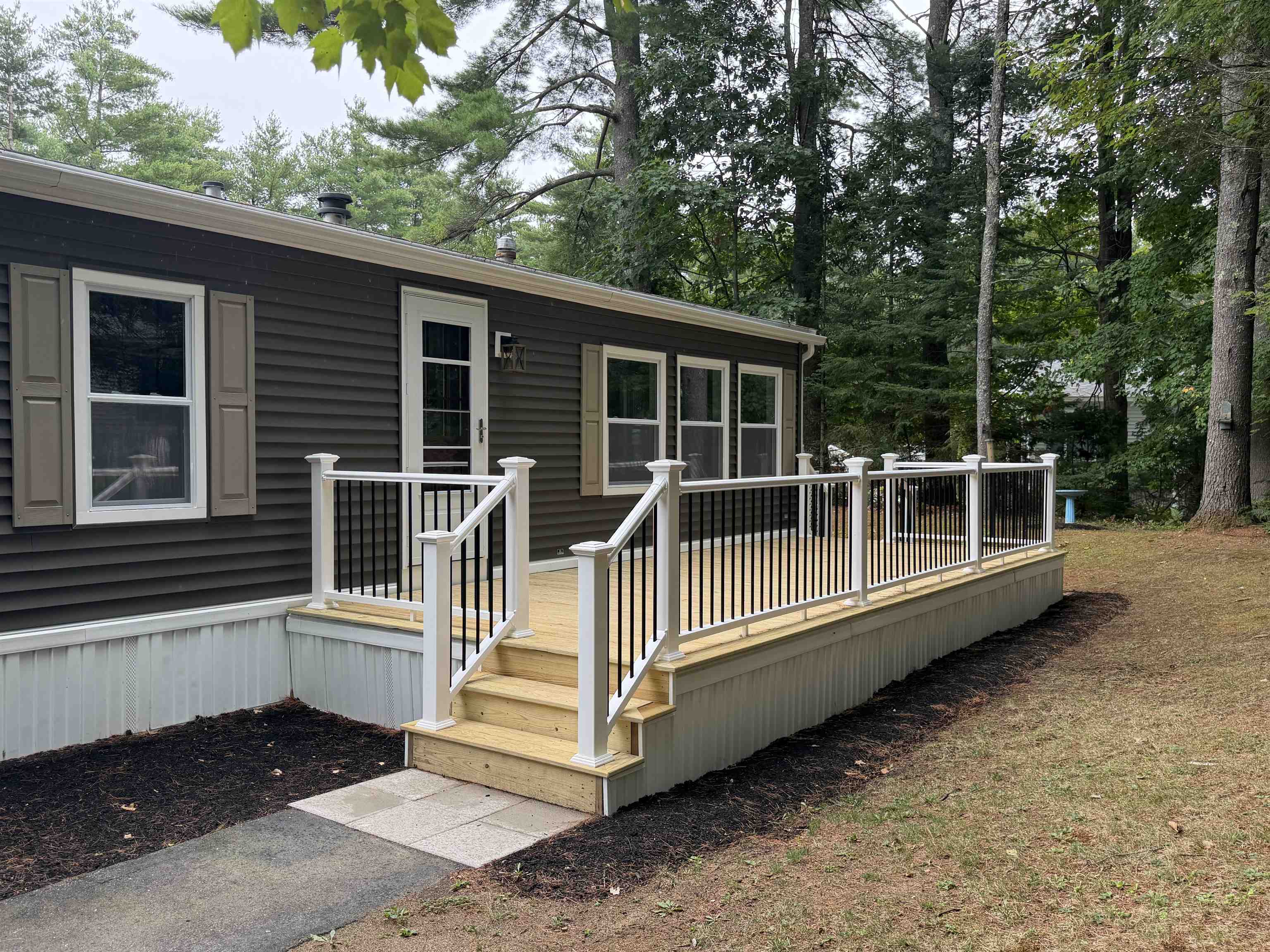 main property photo 37