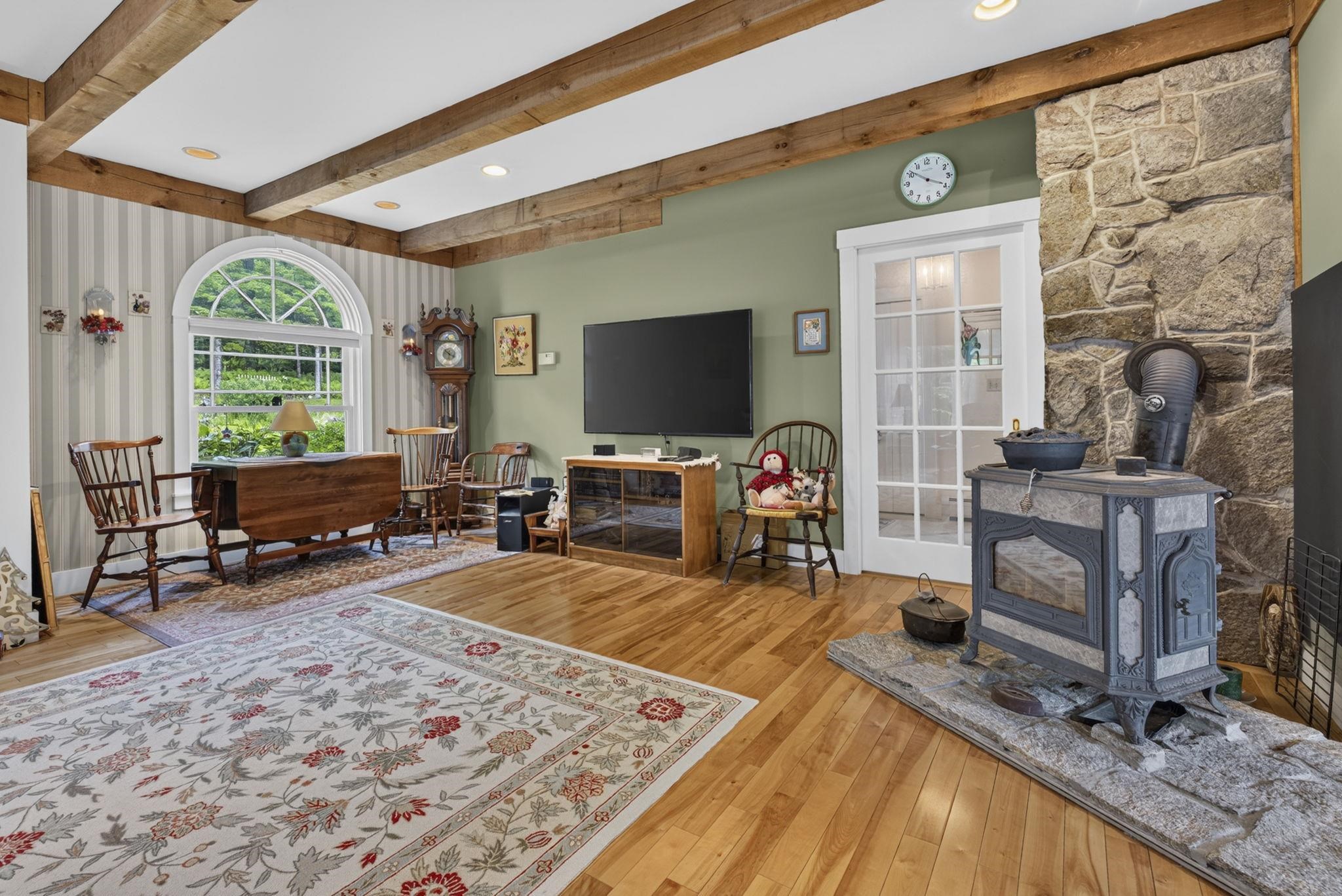 main property photo 26