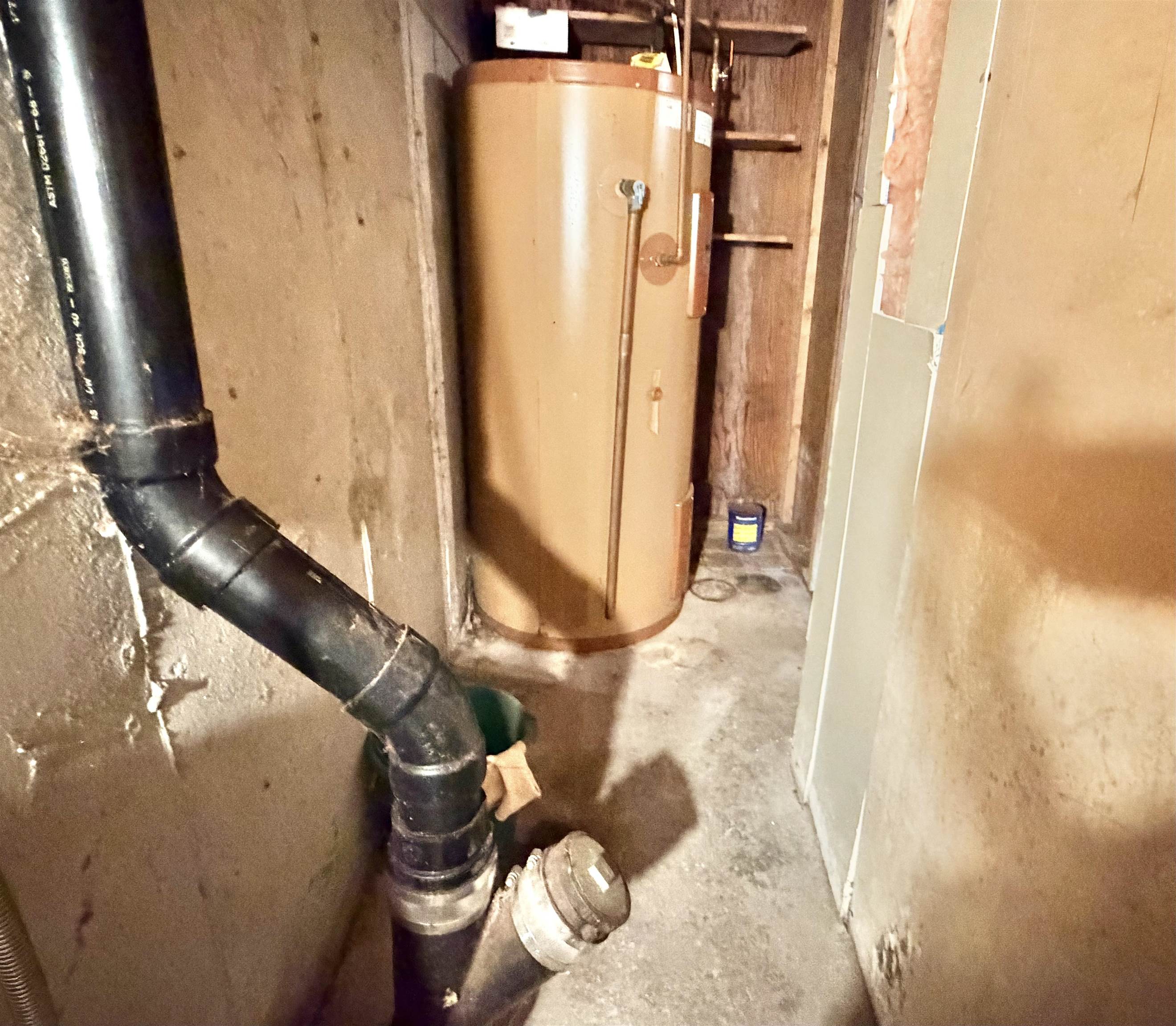 main property photo 17