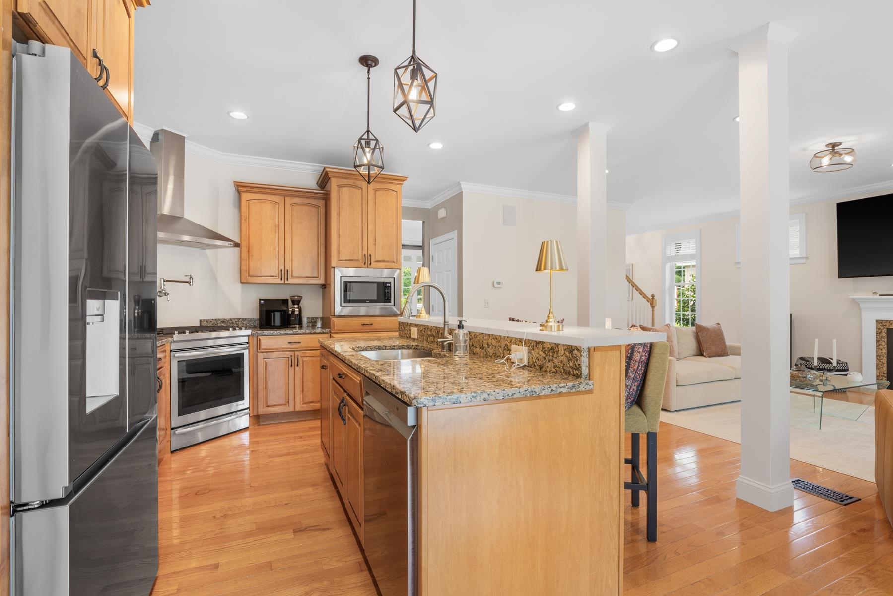 main property photo 15