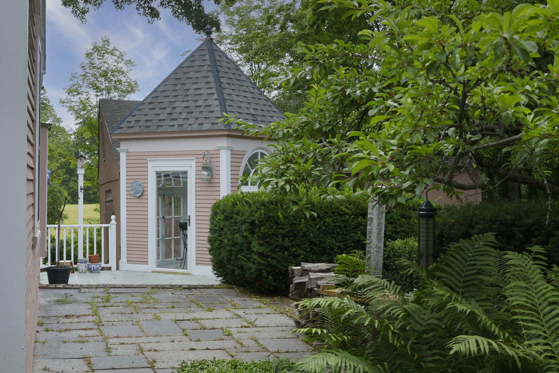 main property photo 39