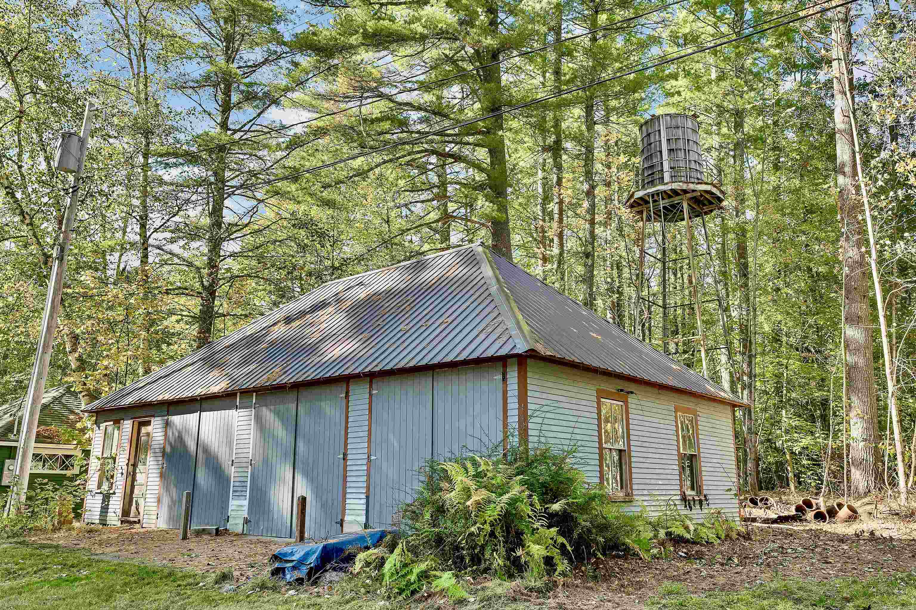 main property photo 51