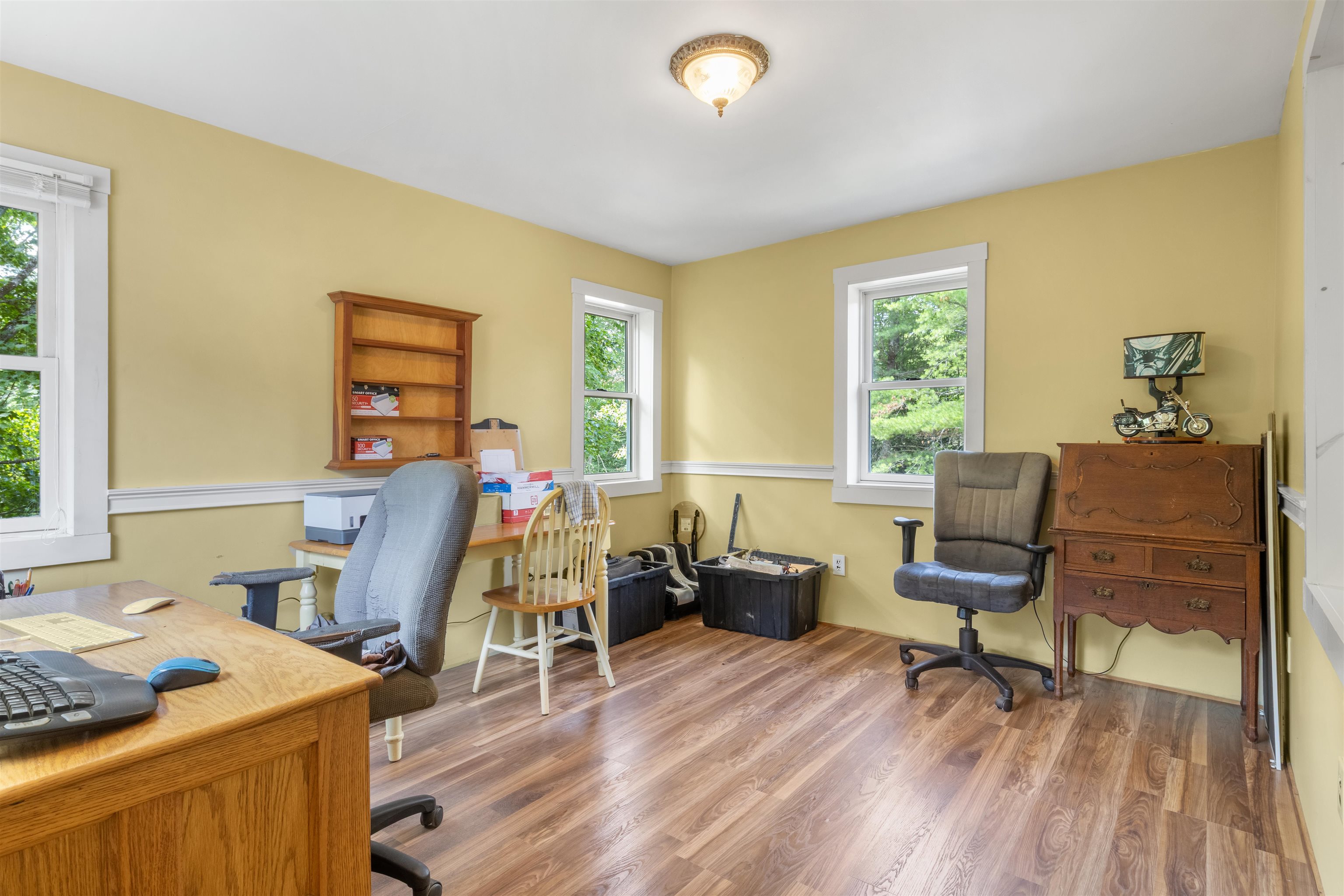 main property photo 30