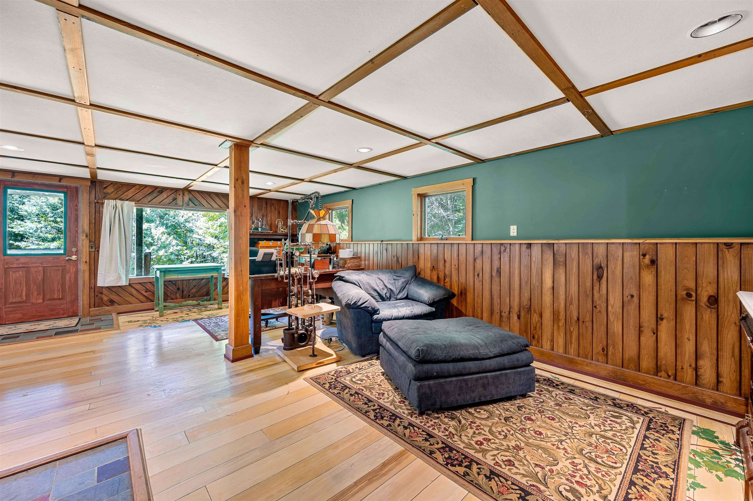 main property photo 46