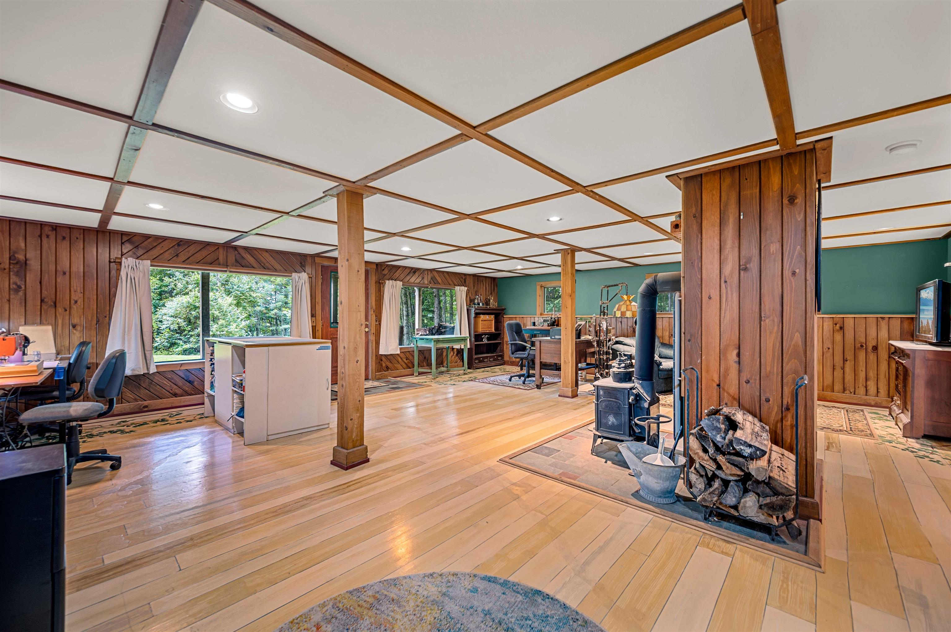 main property photo 50