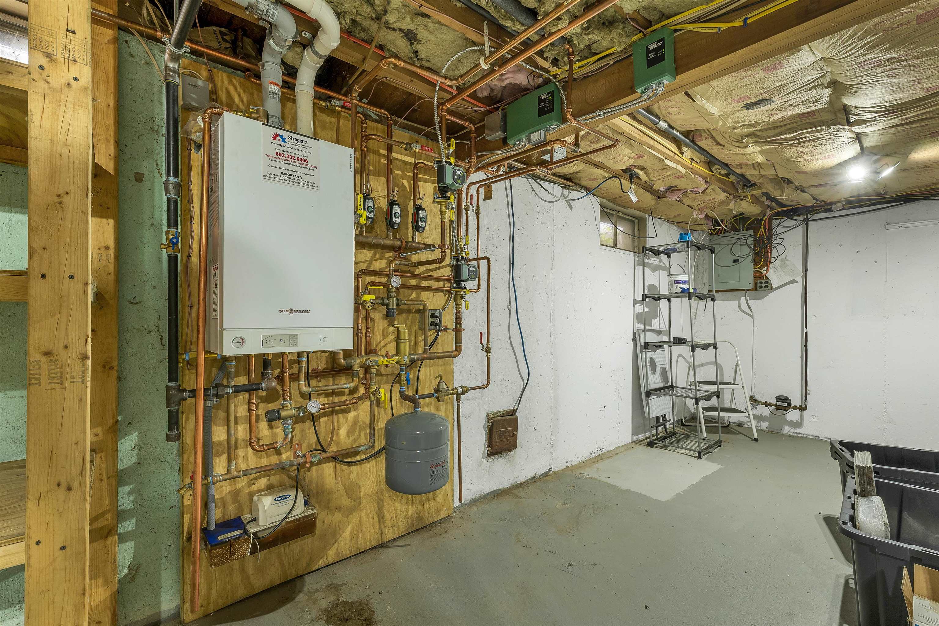 main property photo 30