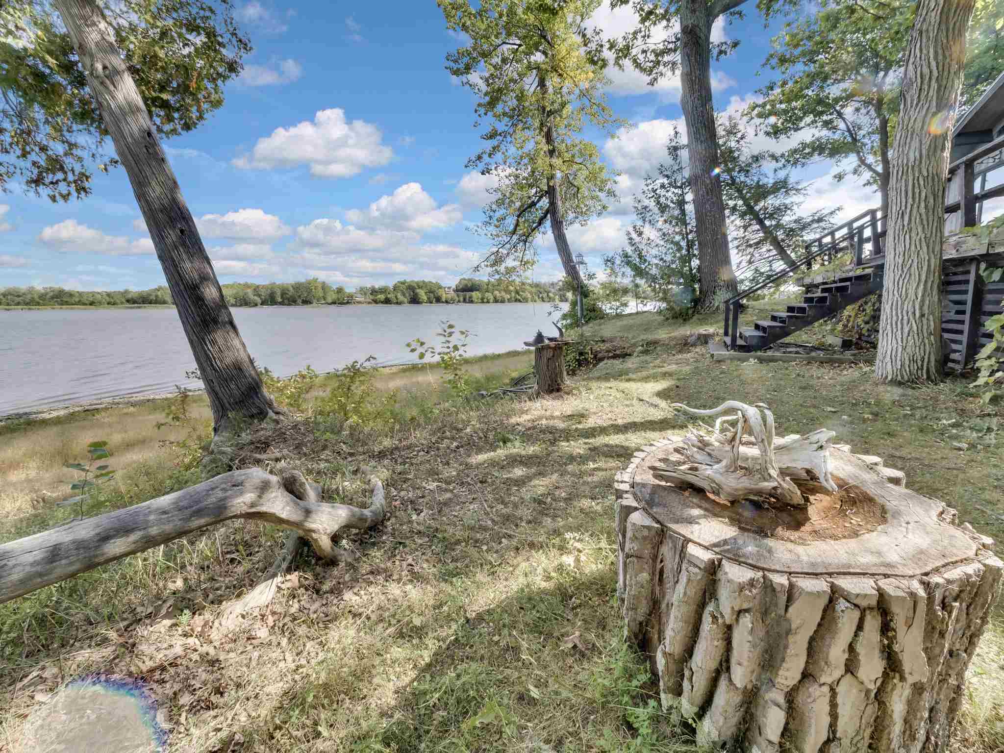 main property photo 31